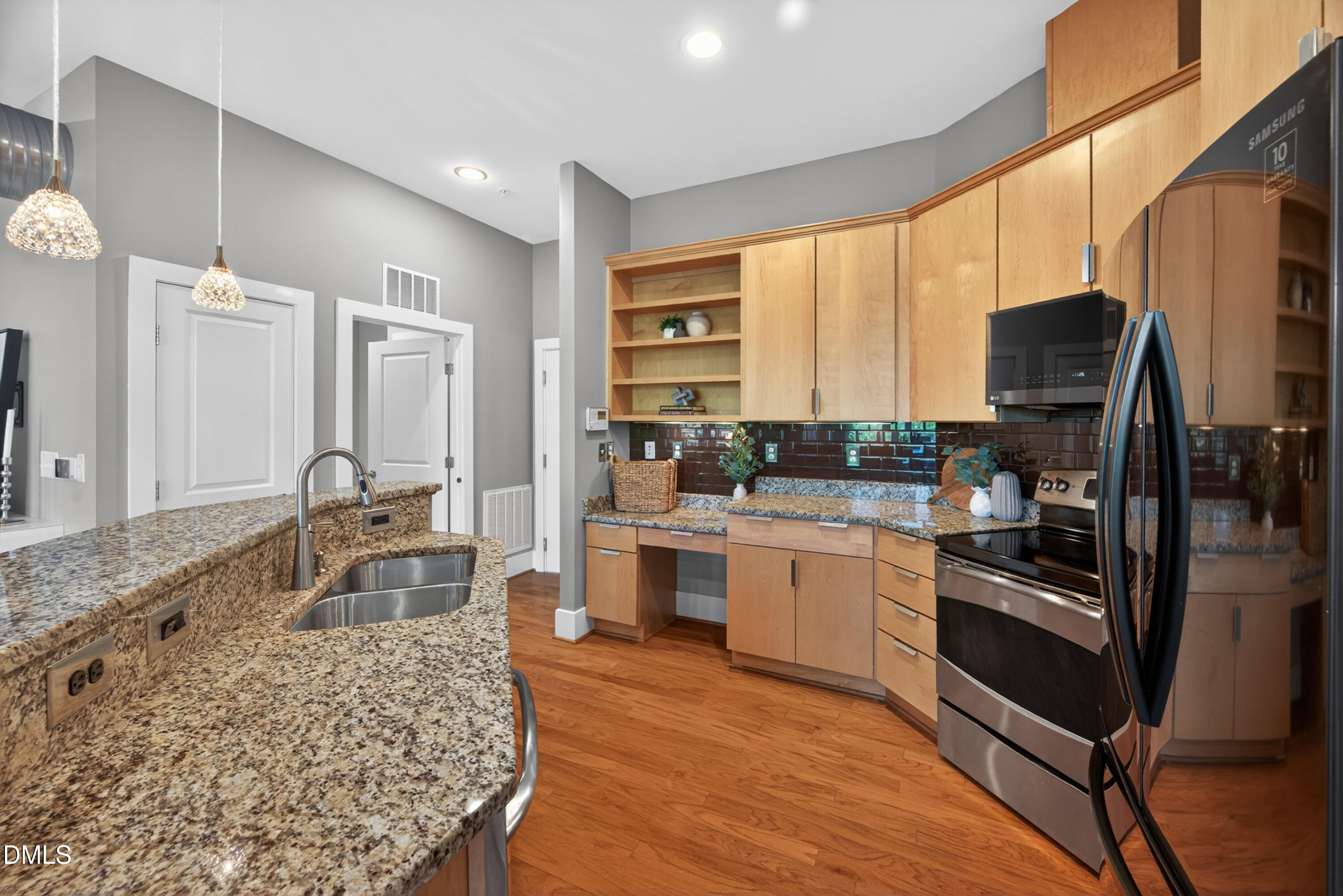 300 Finsbury Street Apt 210