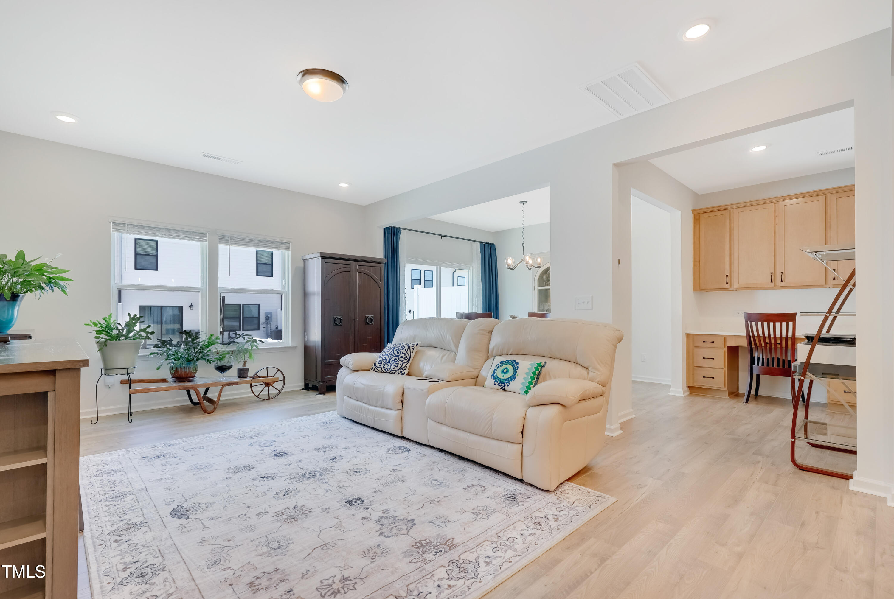 163 Periwinkle Place