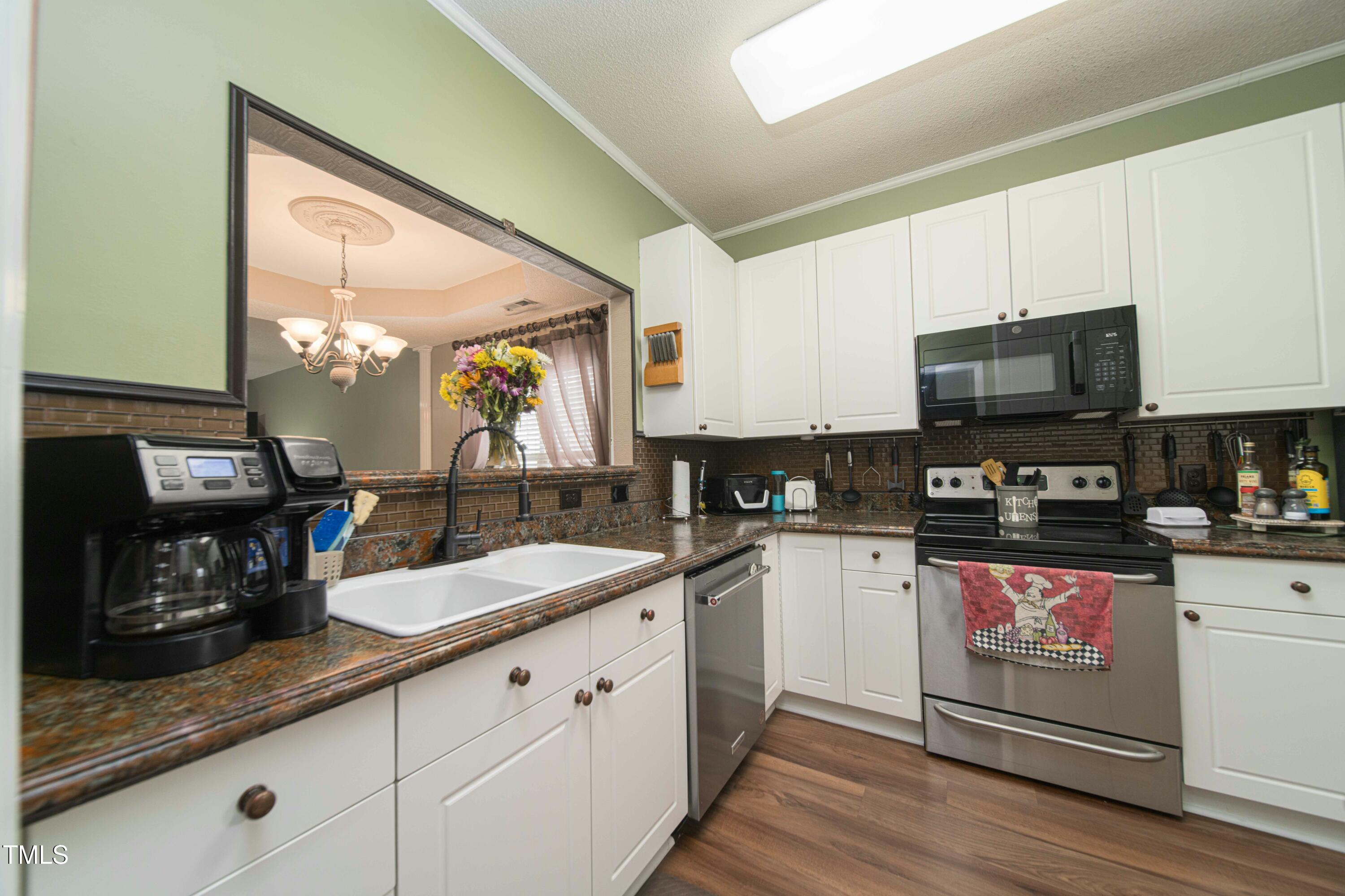 2124 Castle Pines Drive