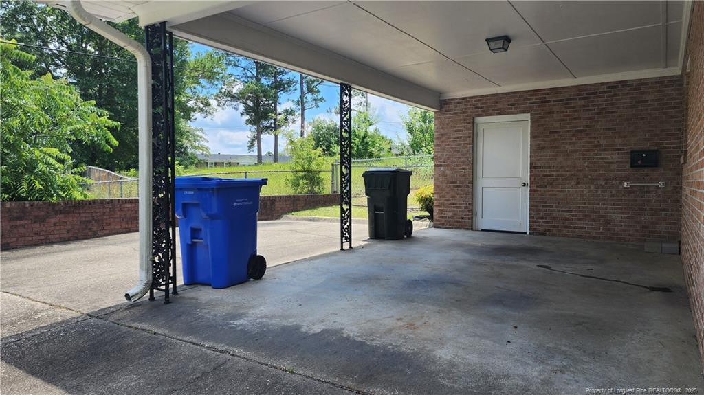 703 Roundtree Drive