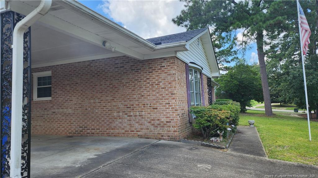 703 Roundtree Drive