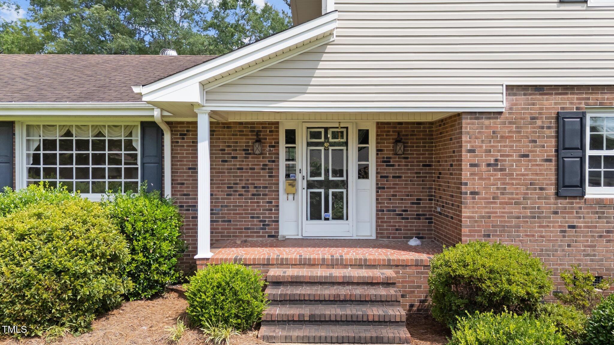 315 Crescent Drive