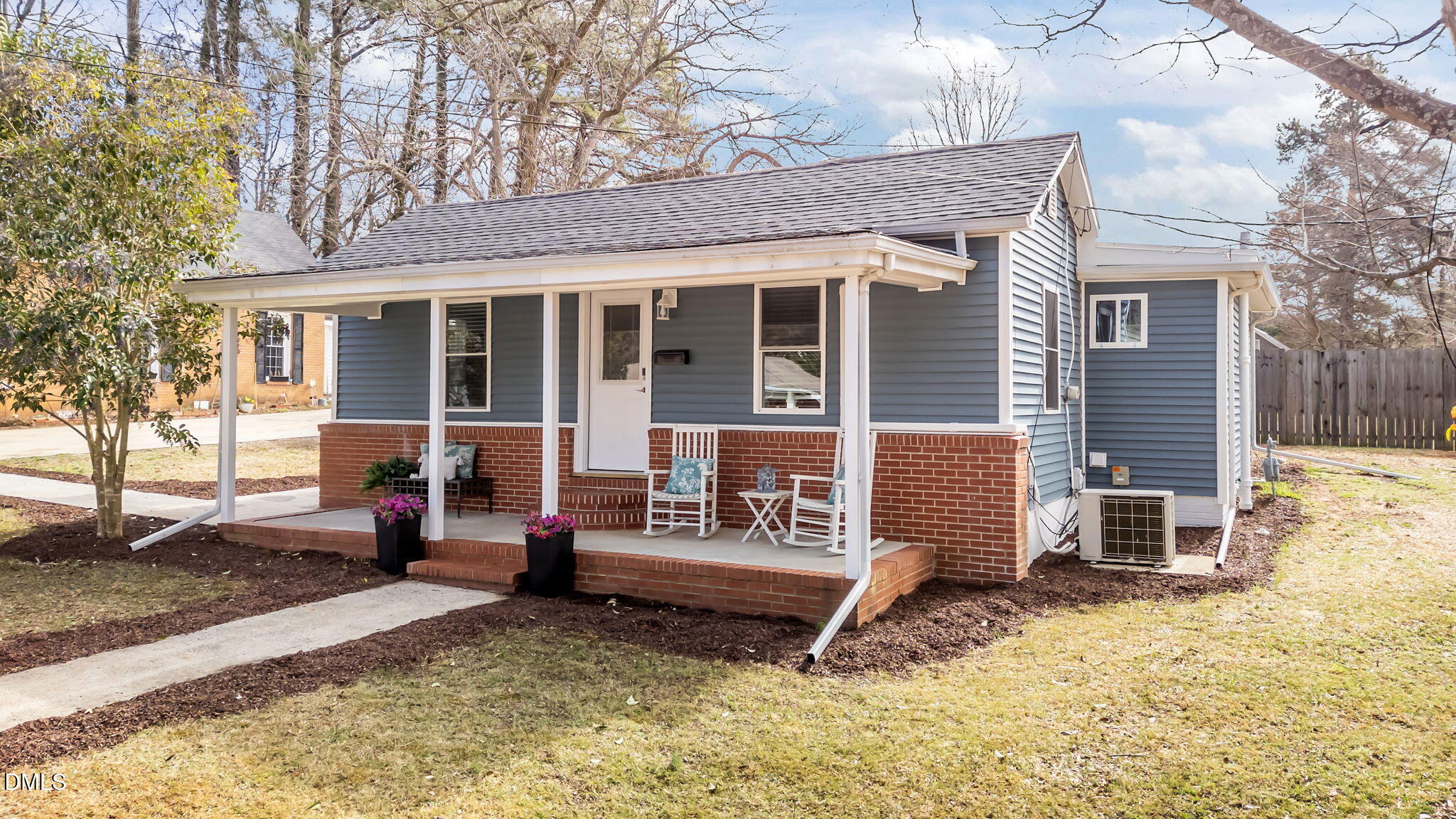 423 S Barbour Street