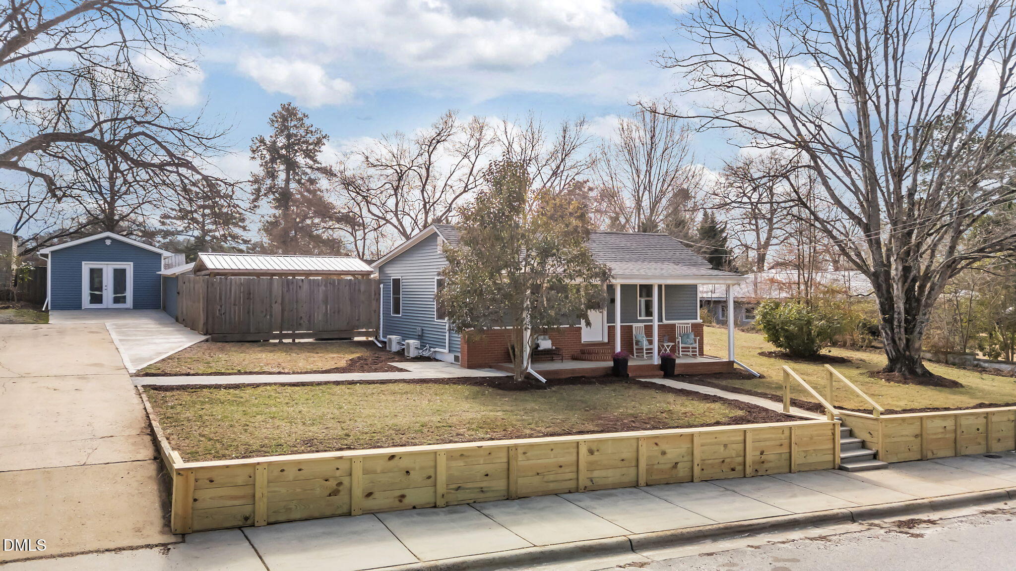 423 S Barbour Street