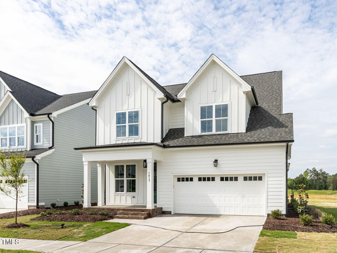 1813 Bright Lantern Way