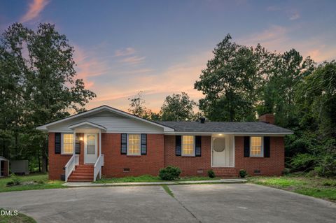 611 W James Street Lillington NC 27546