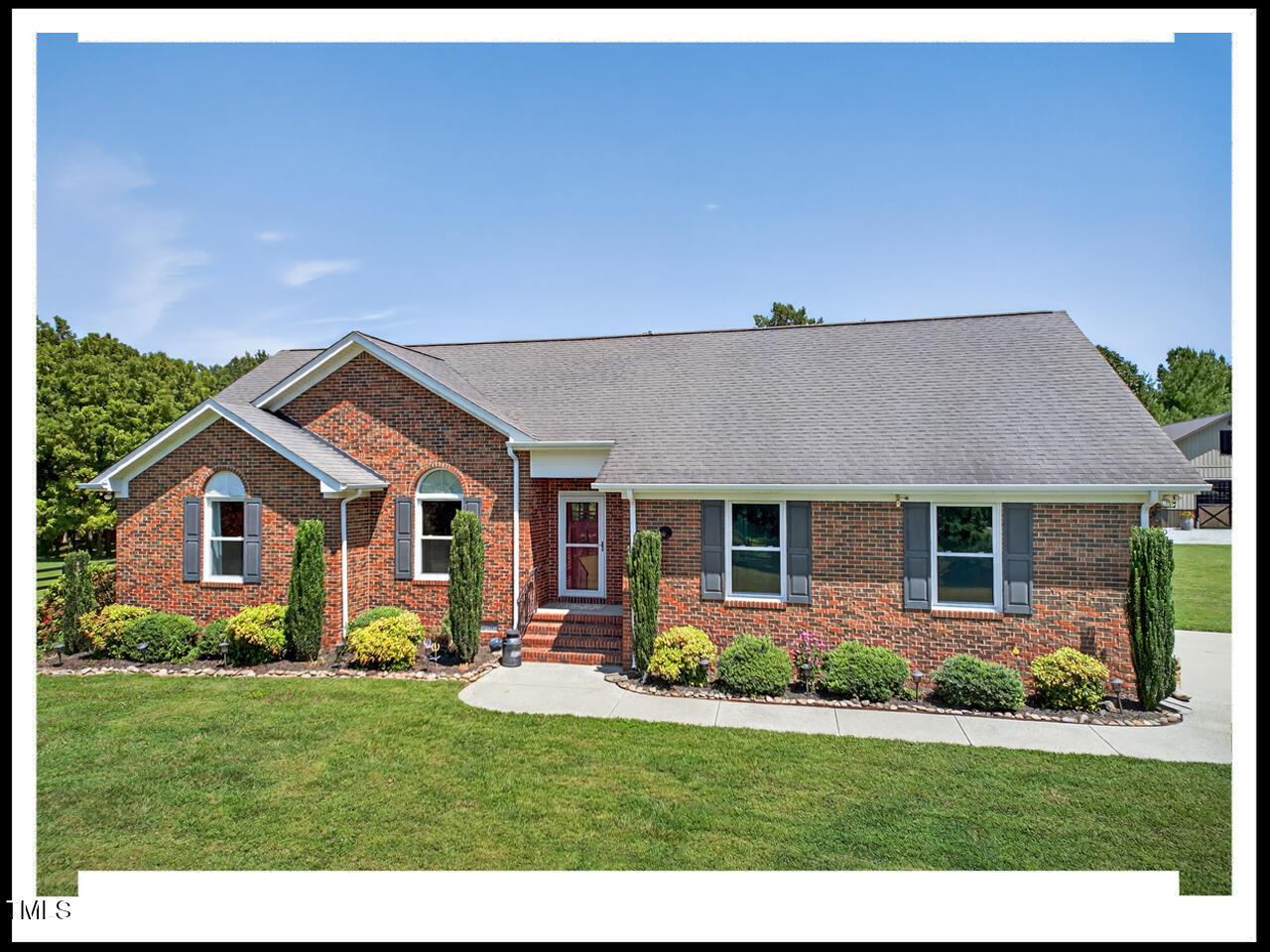 6050 Country Highland Lane