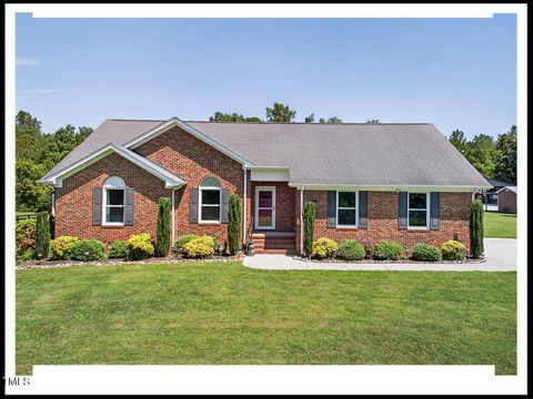 6050 Country Highland Lane Mebane NC 27302