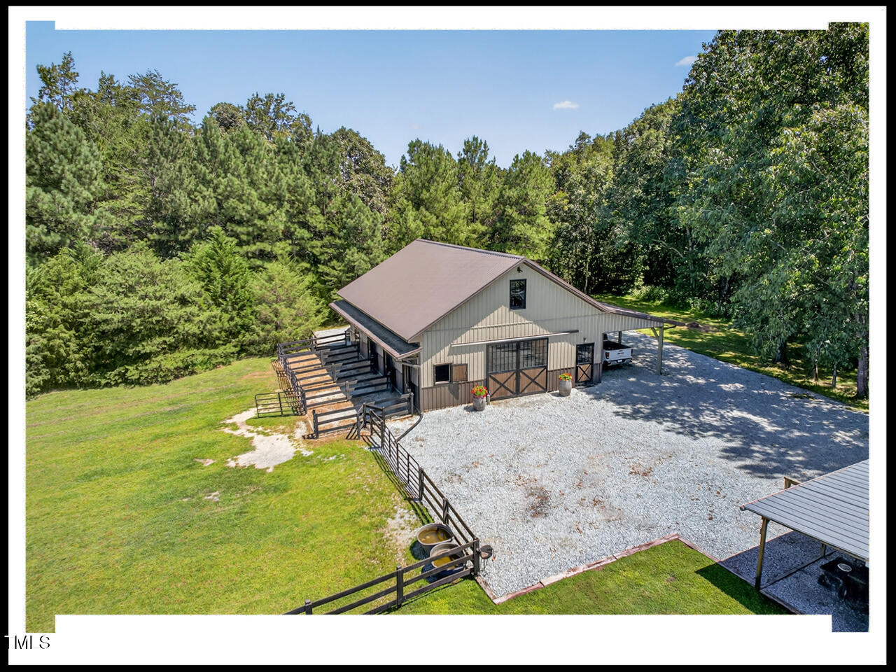 6050 Country Highland Lane