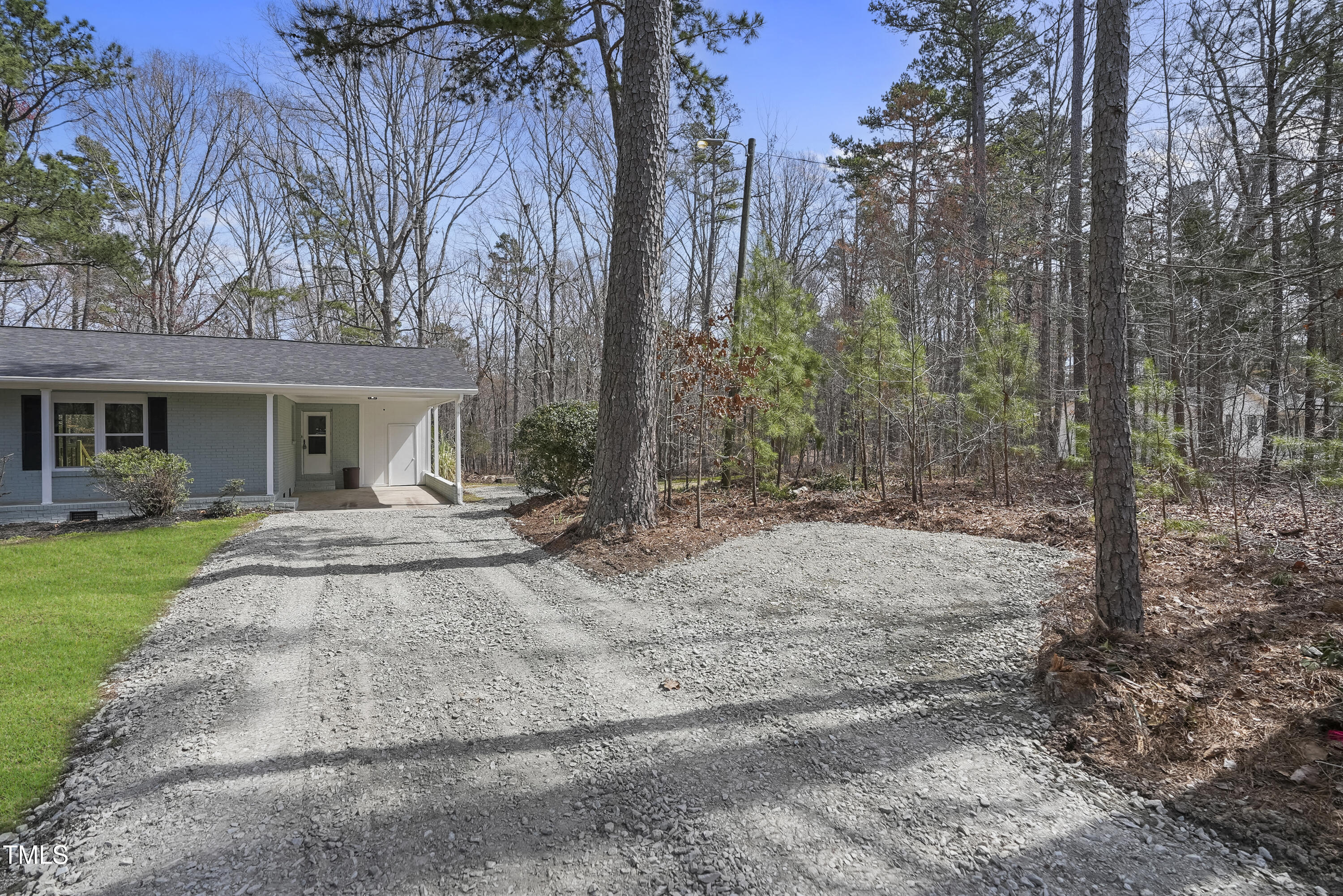 2312 Valley Road
