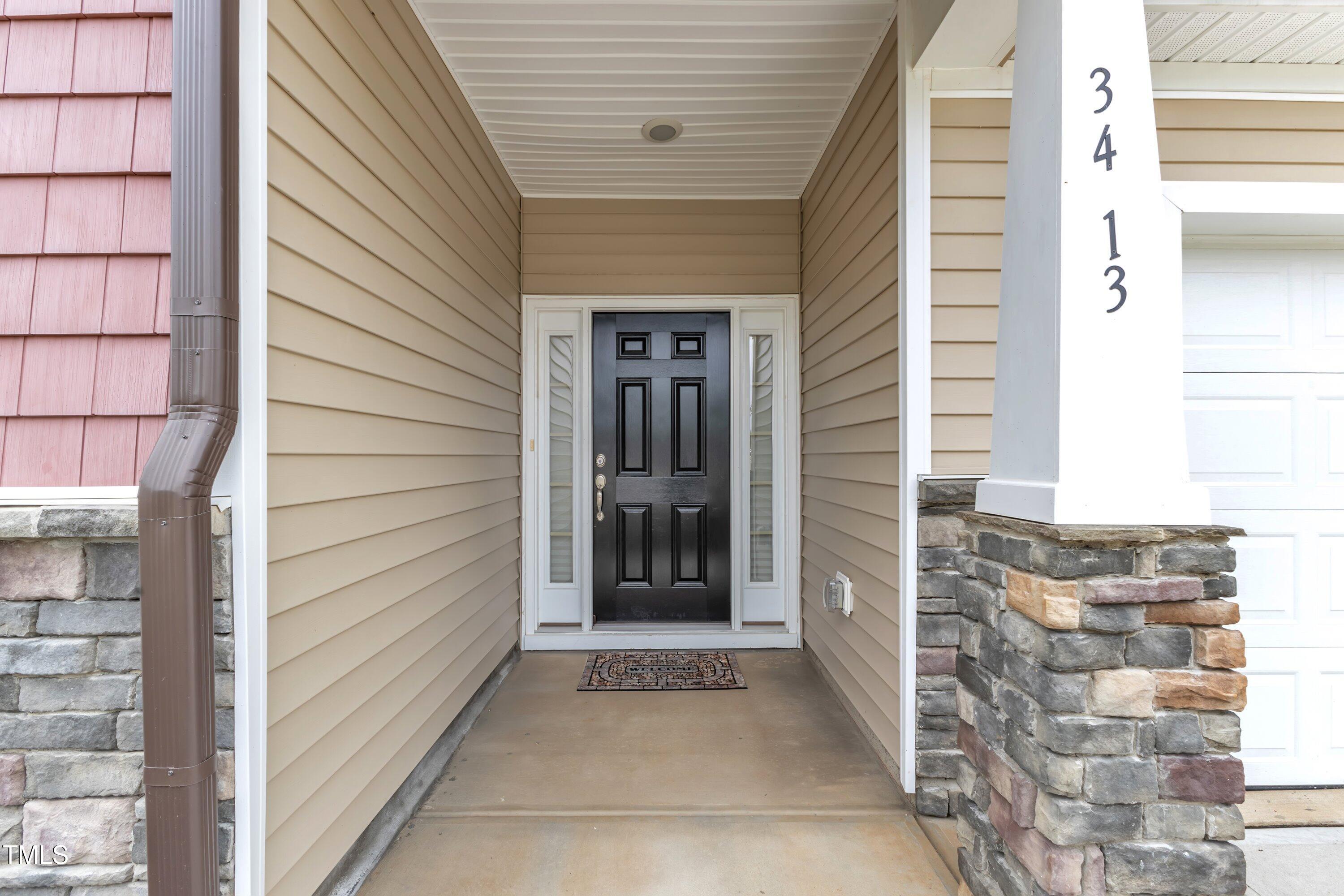 3413 Fairstone Road