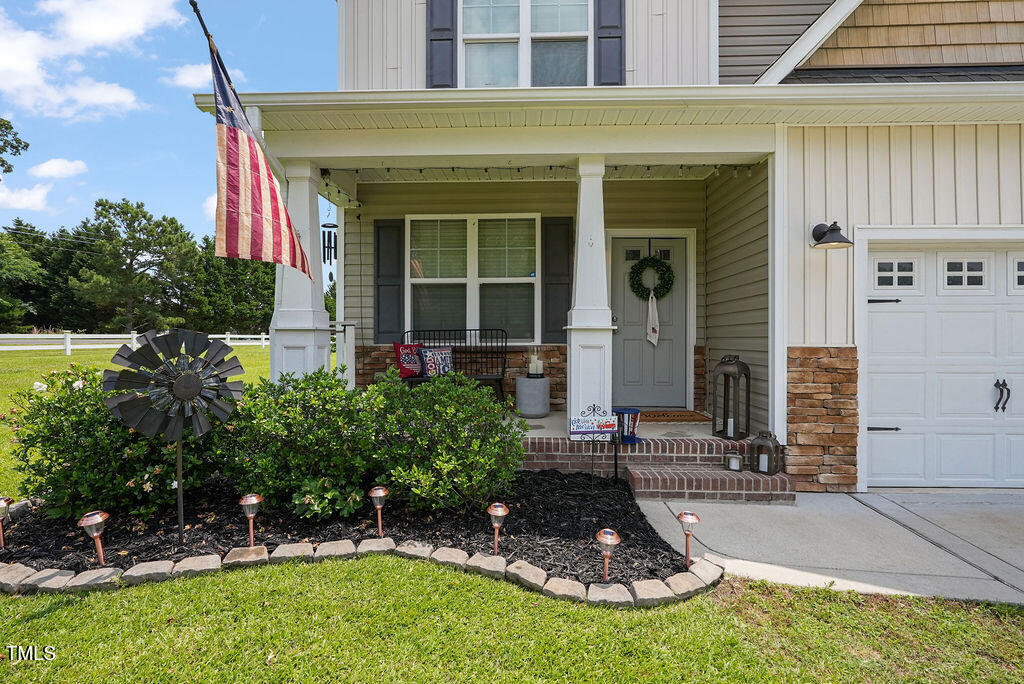 15 Scuppernong Lane