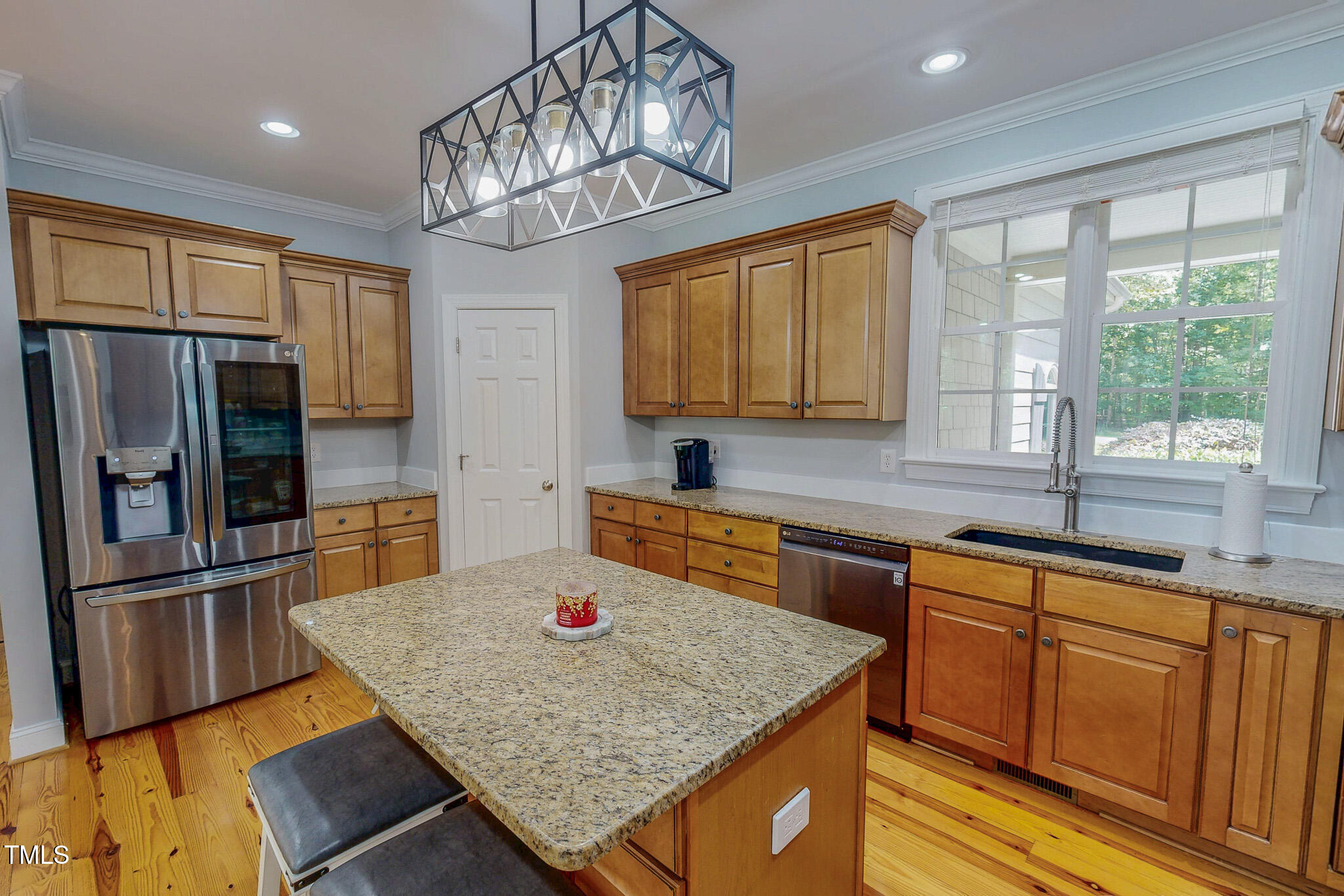 476 N Old Lantern Road