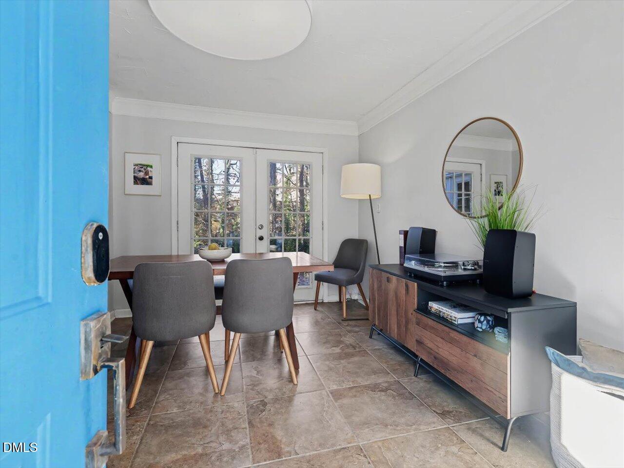 3305 Pinecrest Drive