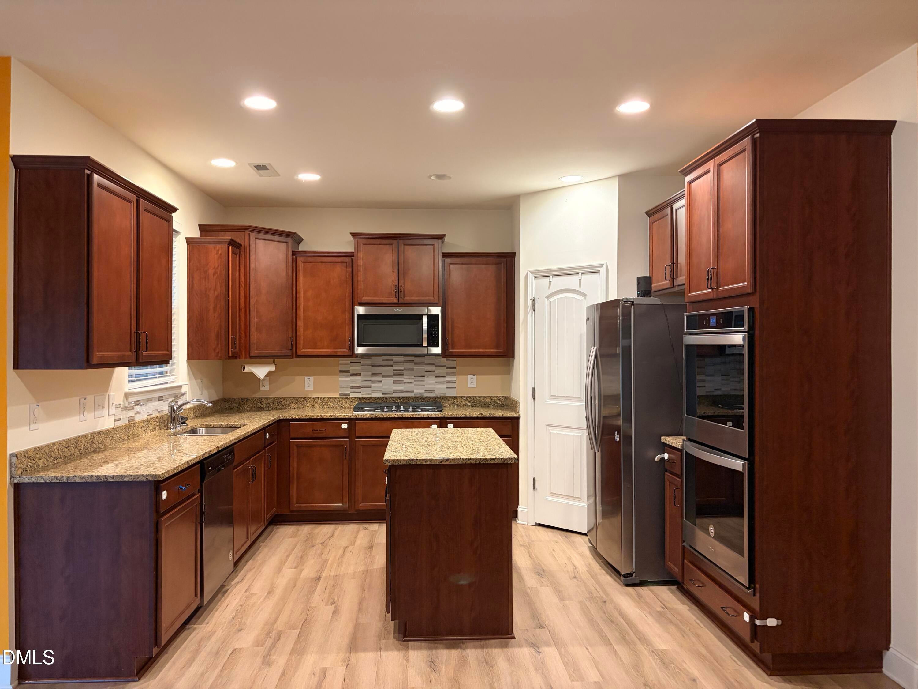 4304 Sir Julian Court