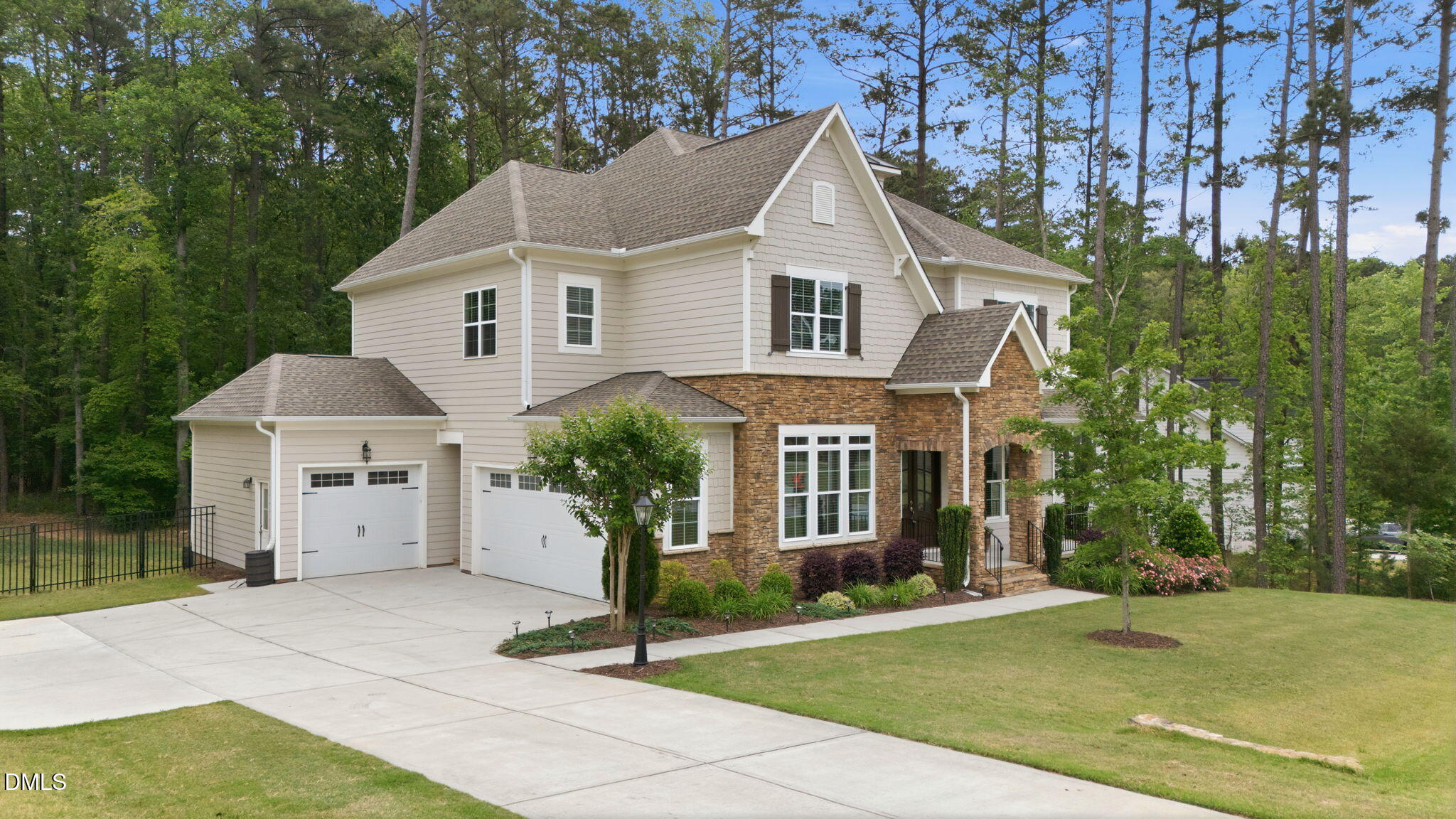2625 Derby Glen Way