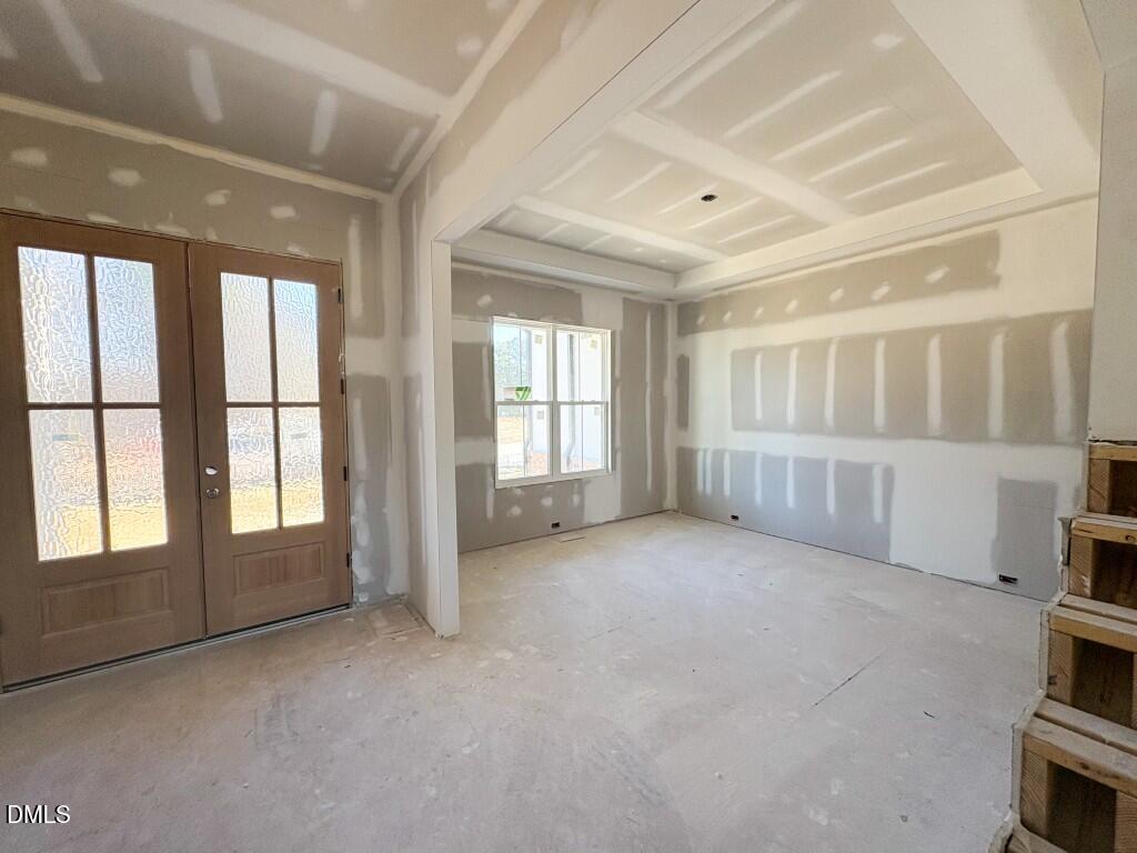 5852 Carriage Gate Drive