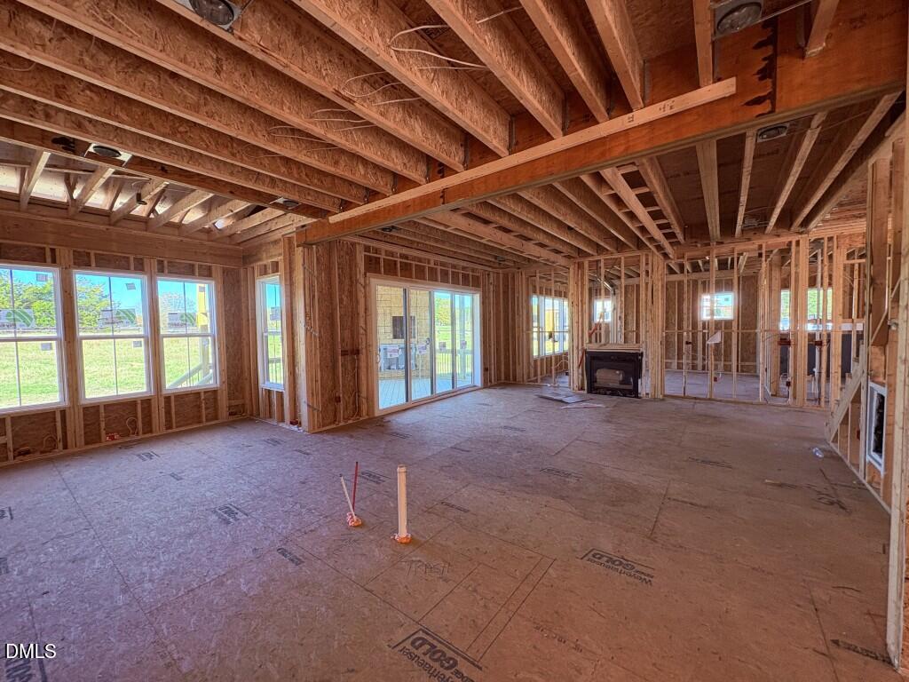 5852 Carriage Gate Drive