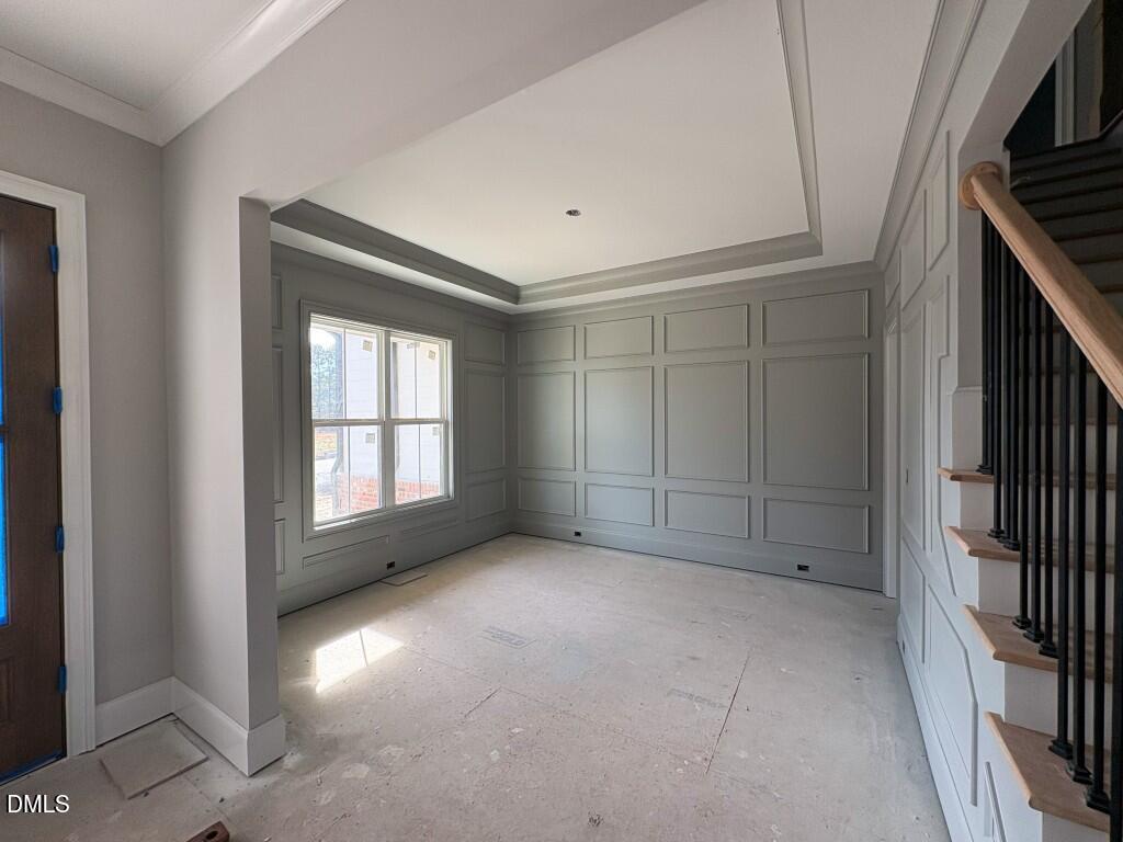 5852 Carriage Gate Drive