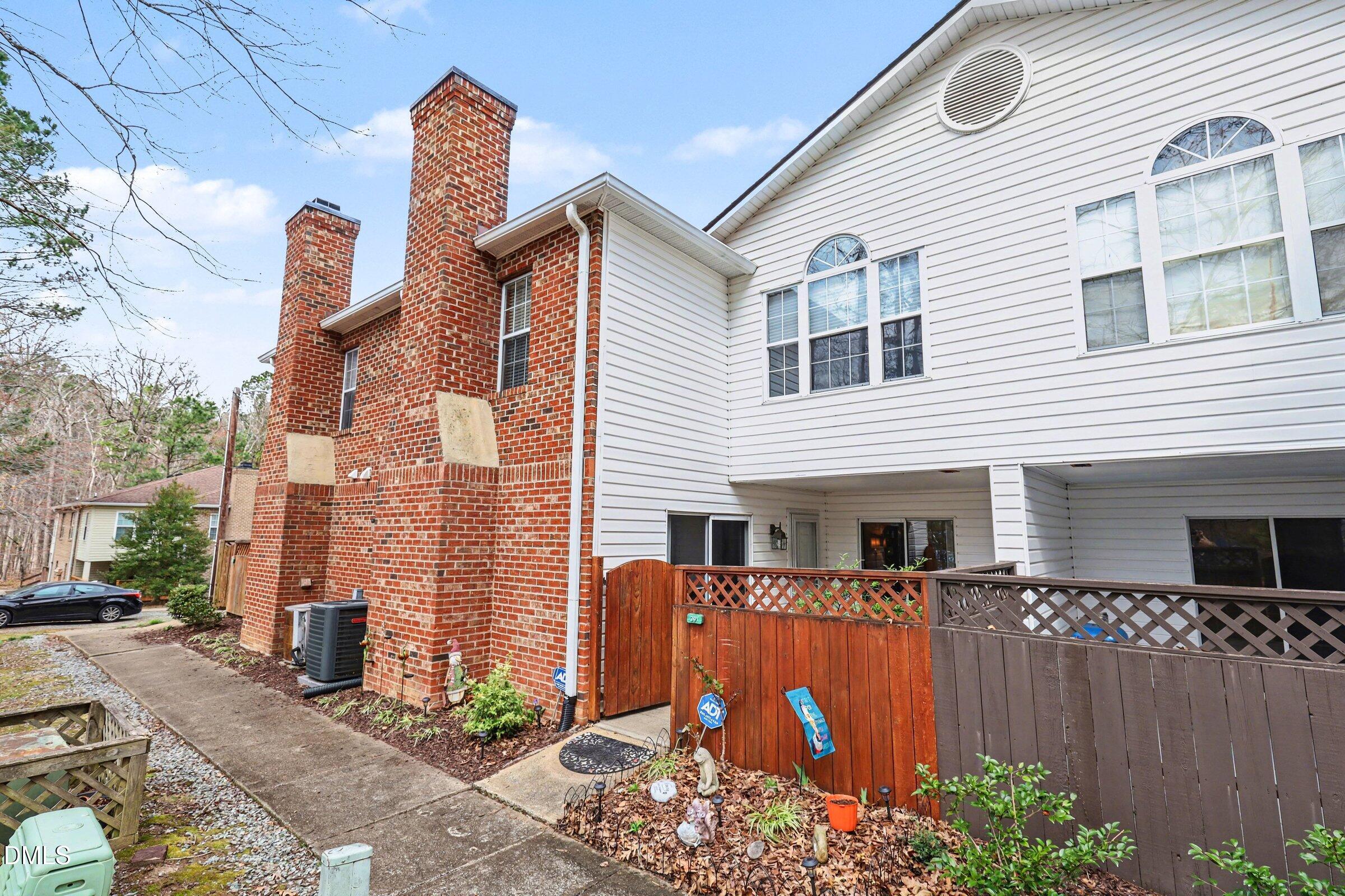 391 Summerwalk Circle