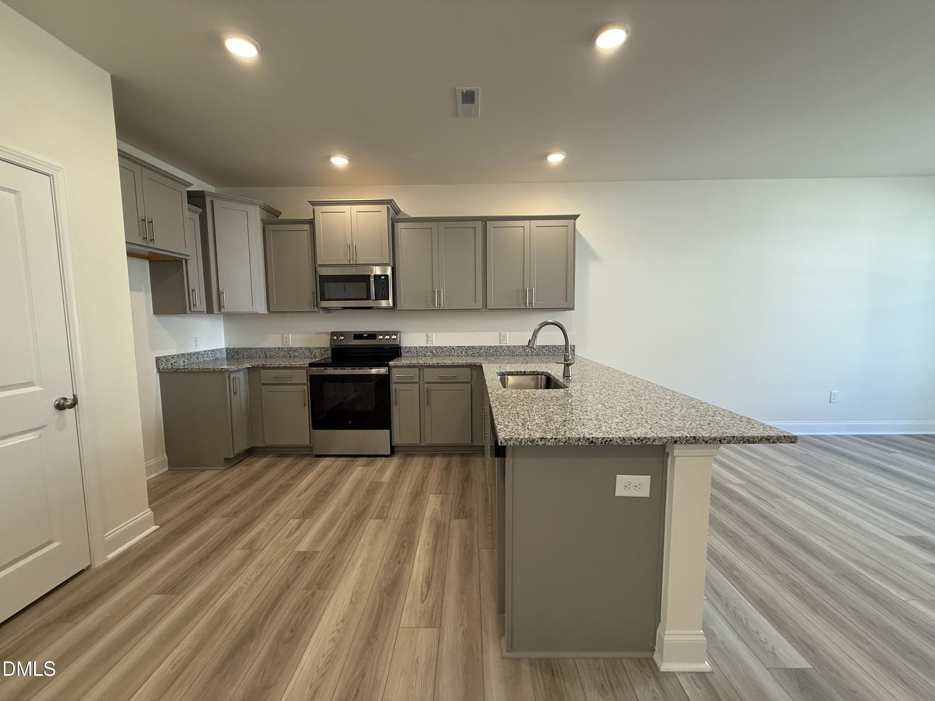 350 Church Street 52