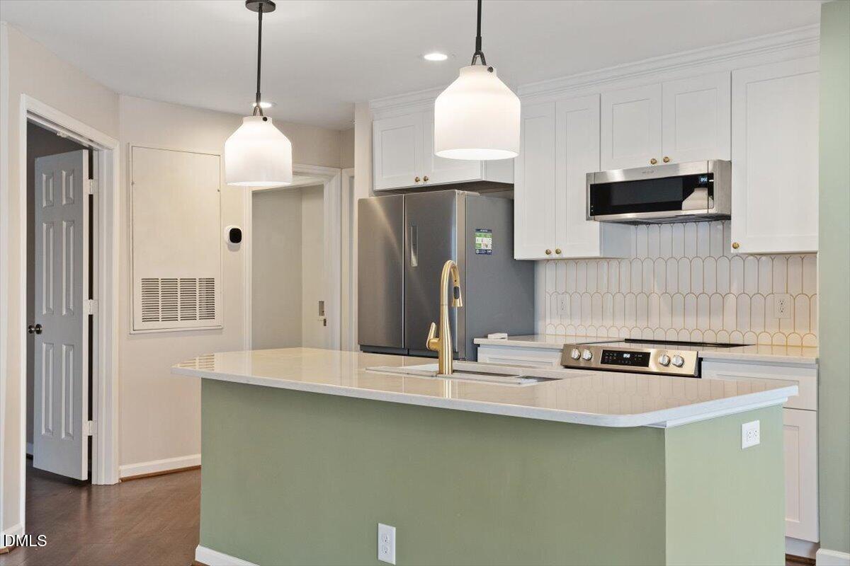 924 New Kent Place