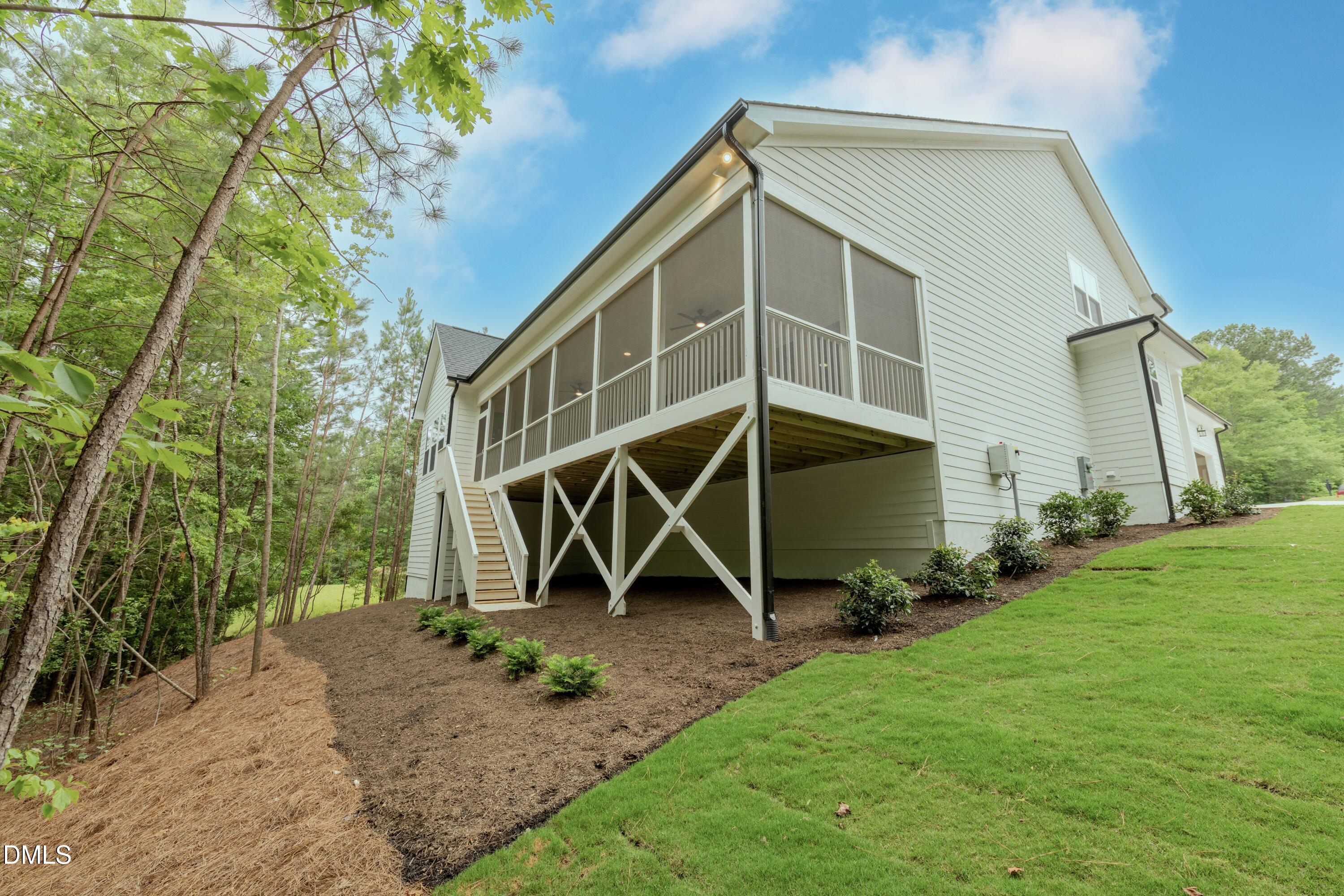 200 Starlet Ridge Way