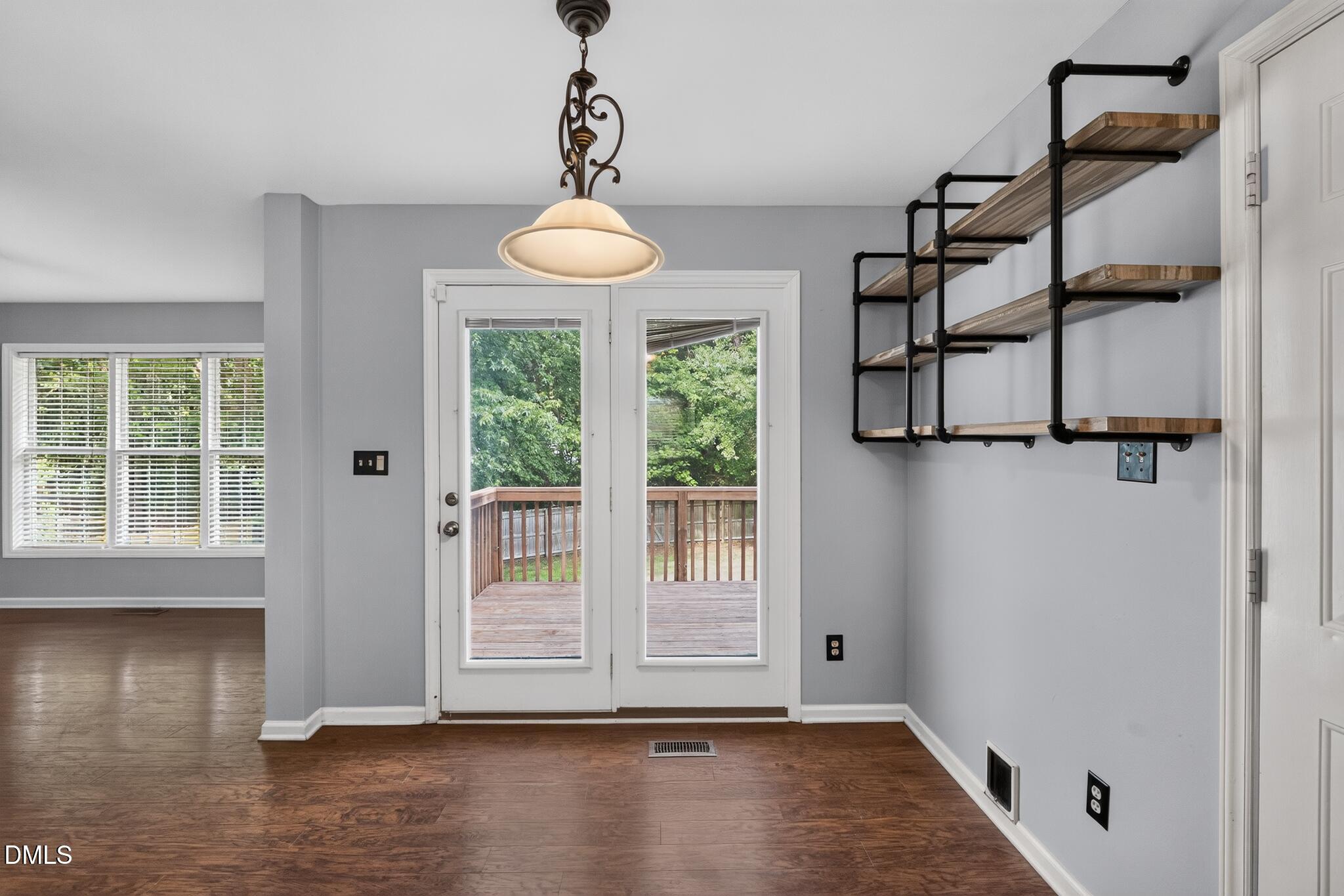 1404 Poplar Ridge Road