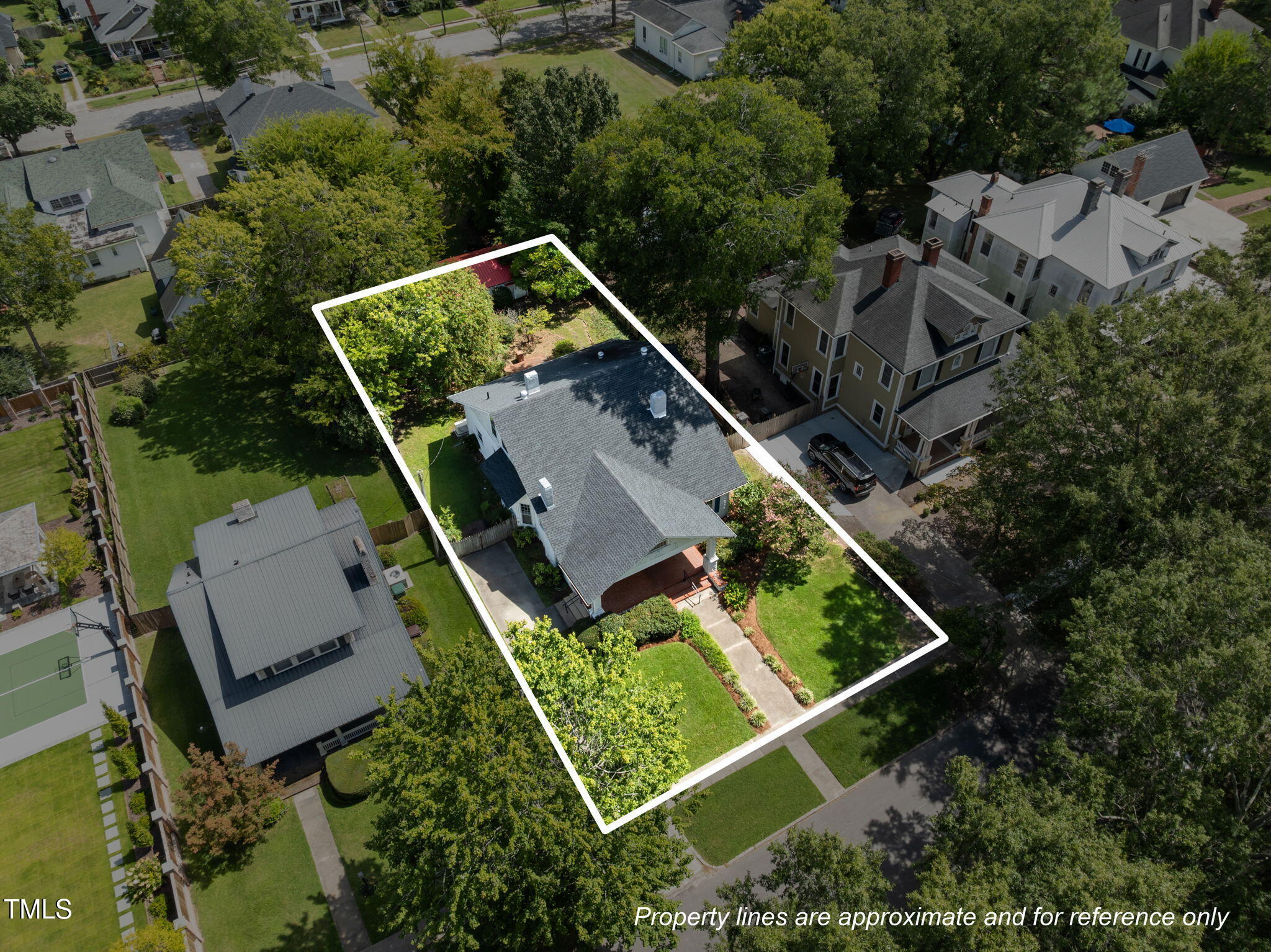 813 Saint Andrew Street
