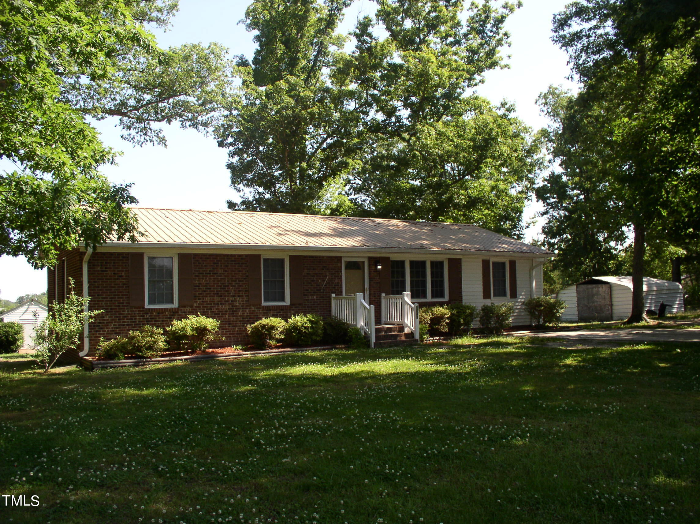 View Henderson, NC 27537 house