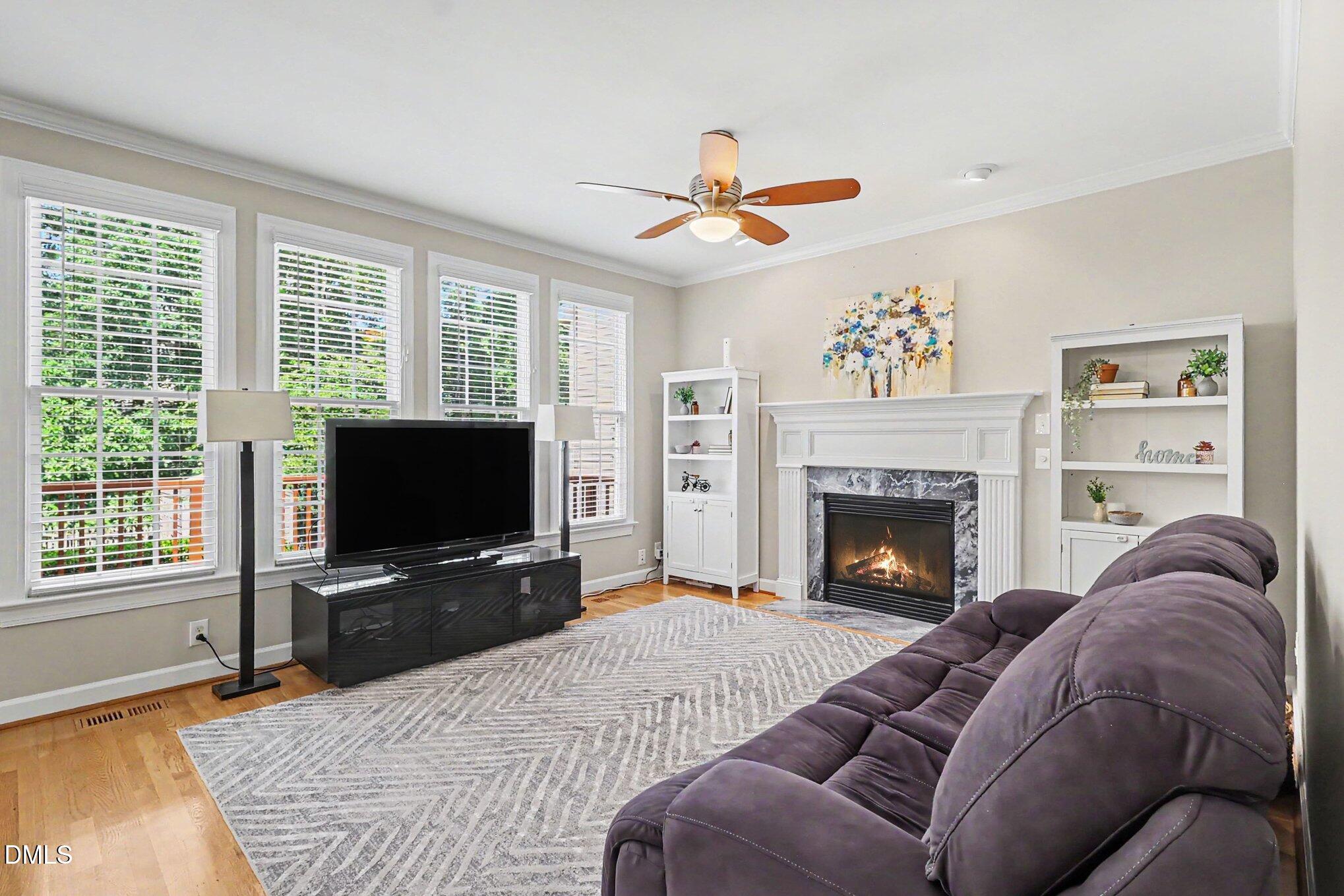 102 Maple Crest Court