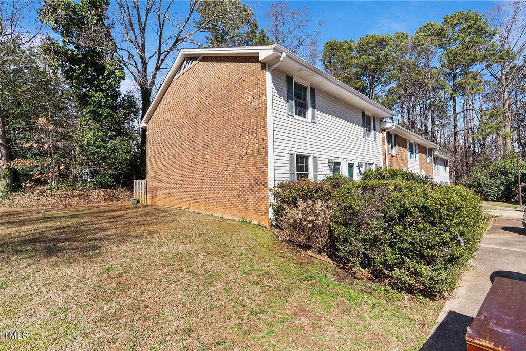 1020 Nottingham Court