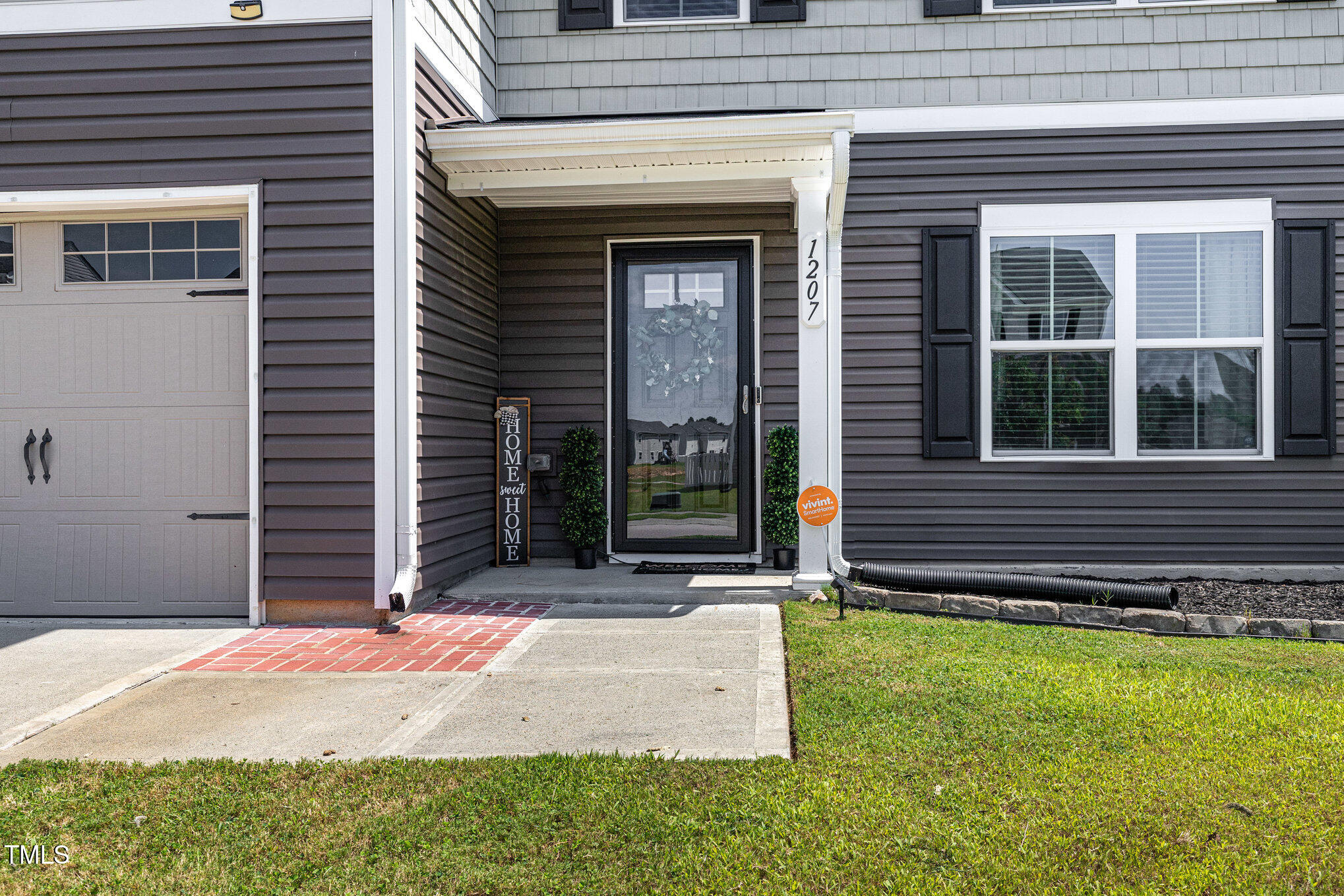 1207 Bent Willow Drive