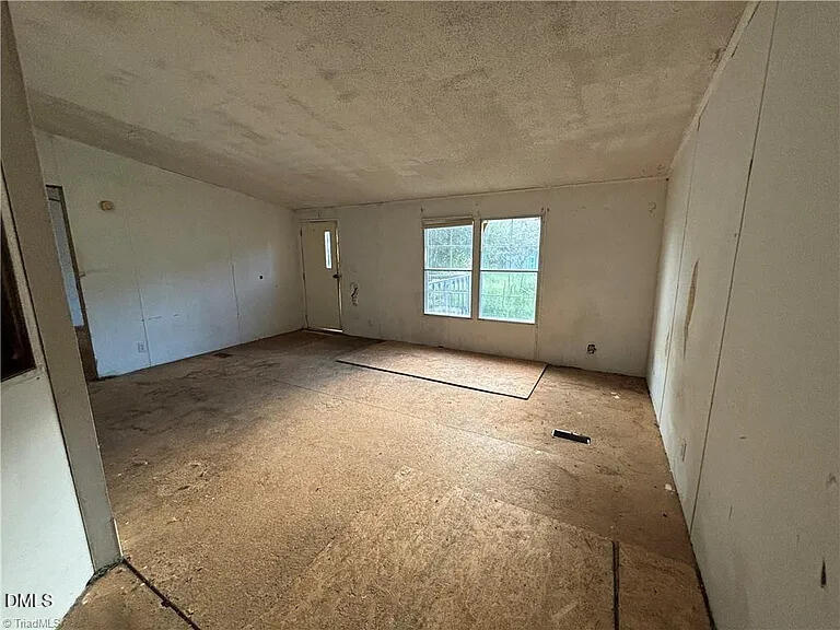 1669 Grantville Lane