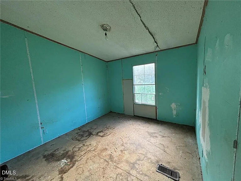 1669 Grantville Lane