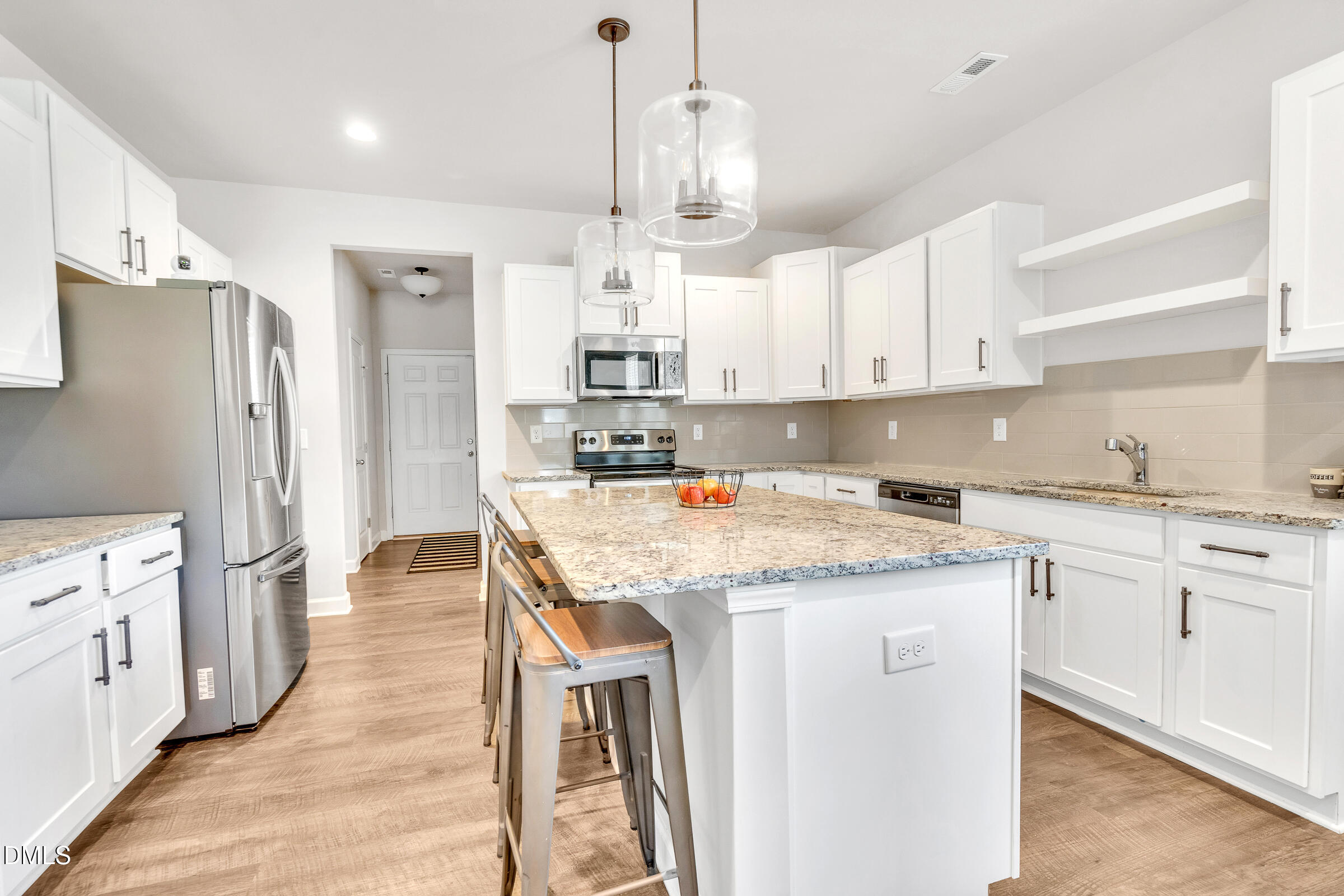 6766 Longitude Circle