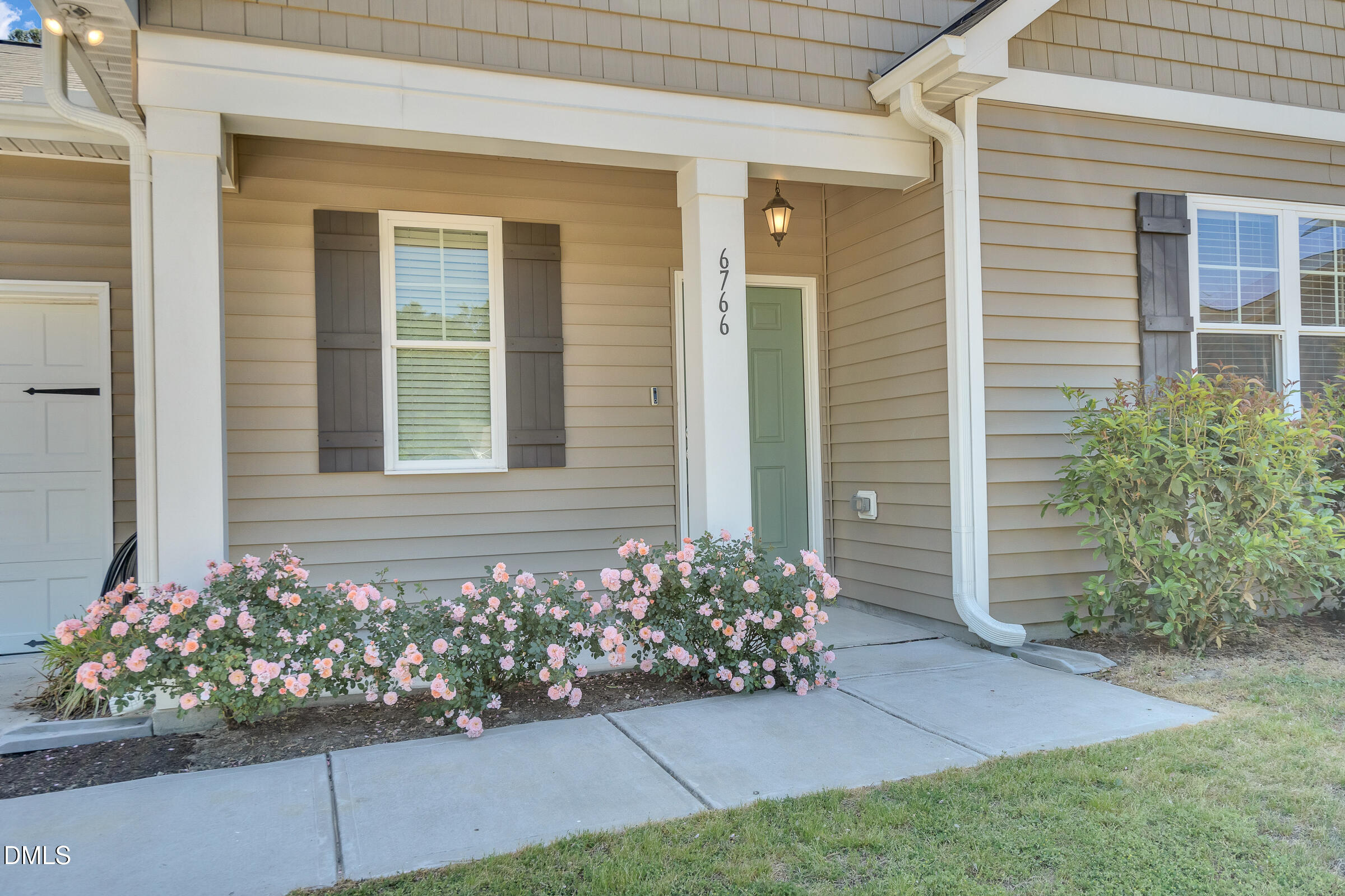 6766 Longitude Circle