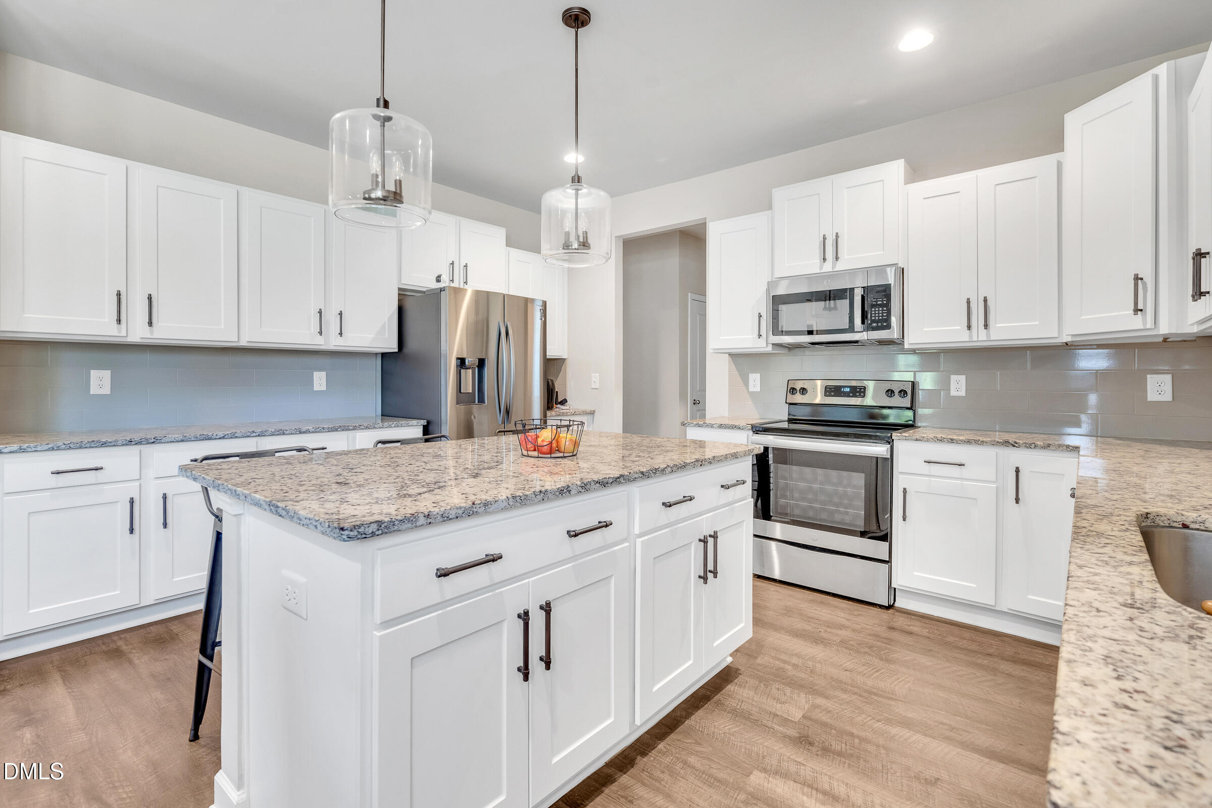 6766 Longitude Circle