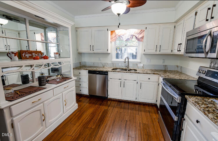 112 Rock Pointe Lane