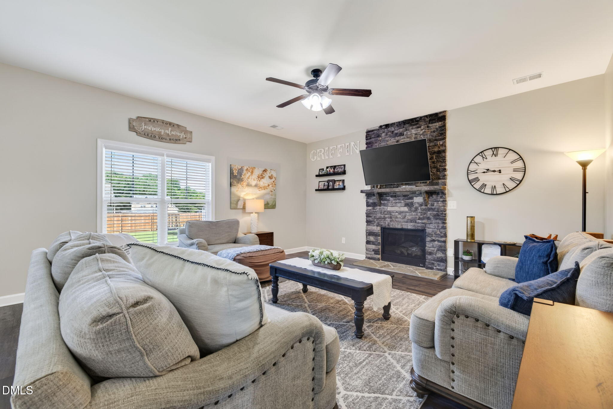 109 Castaway Court