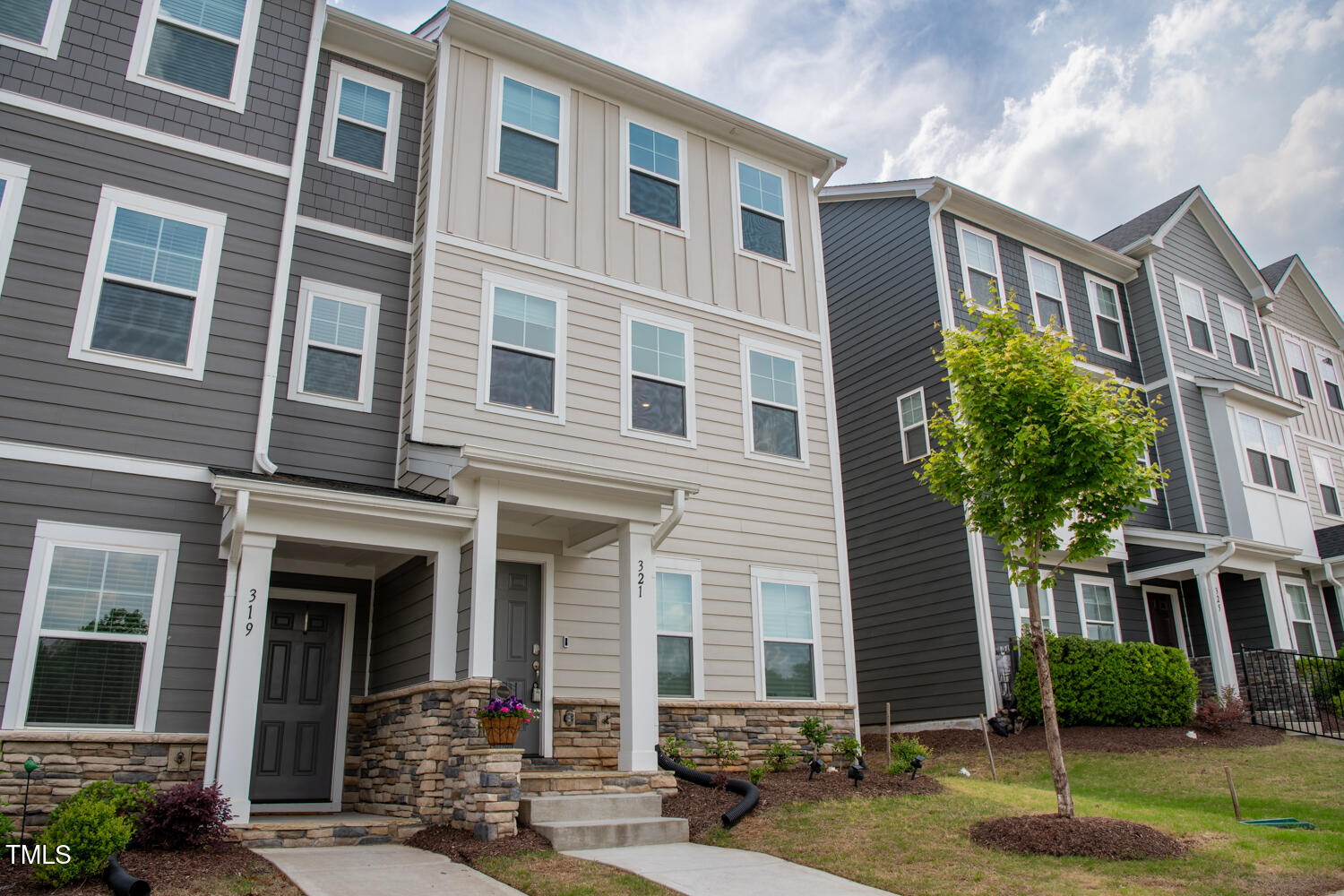 321 Devon Cliffs Drive
