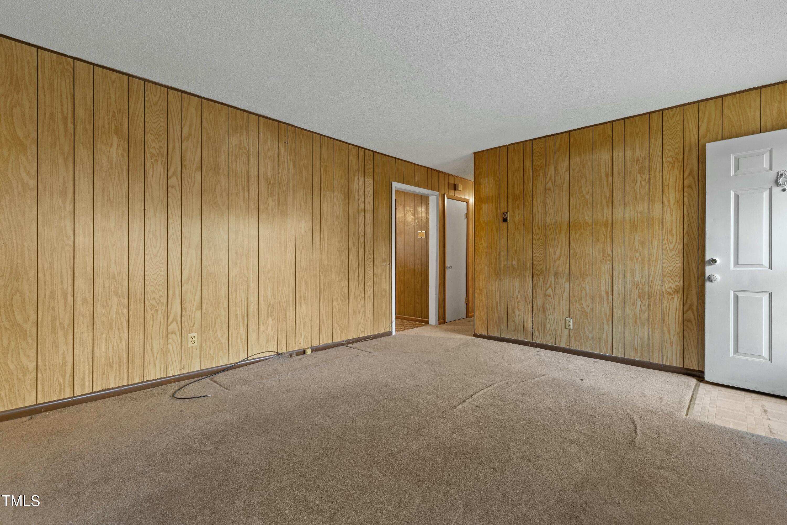 3416 North Ridge Drive