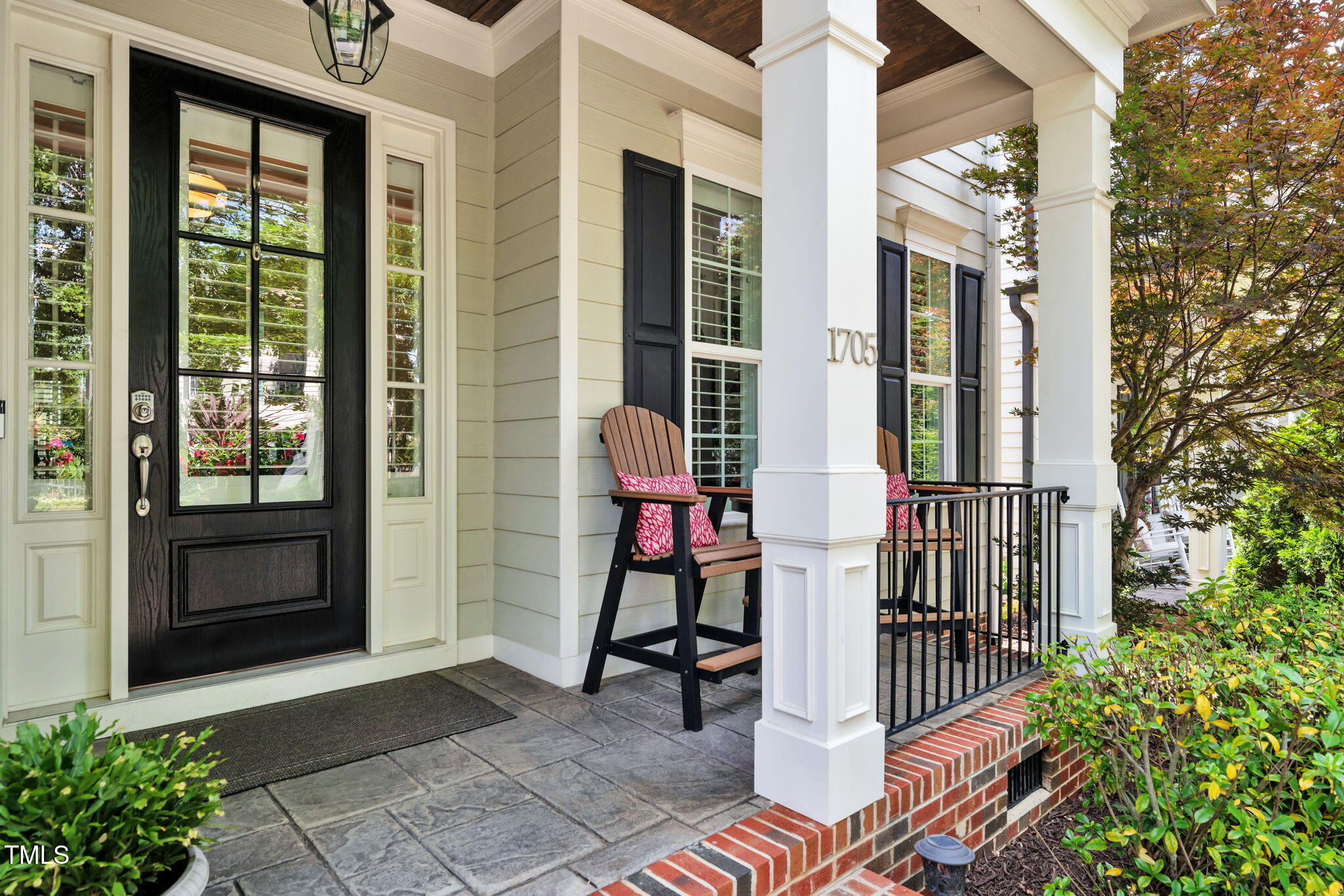1705 Green Oaks Parkway