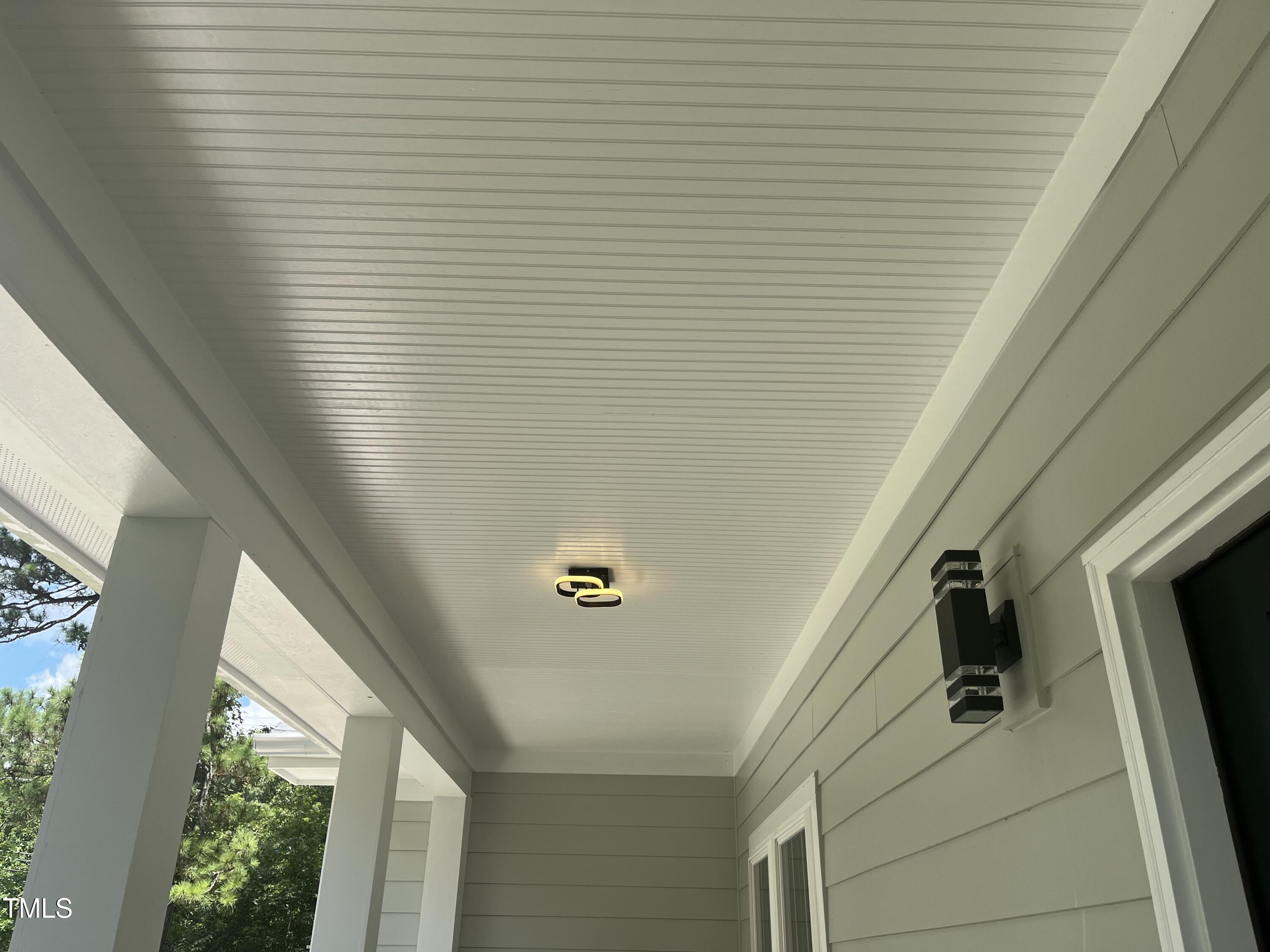 313 W Cornwallis Road