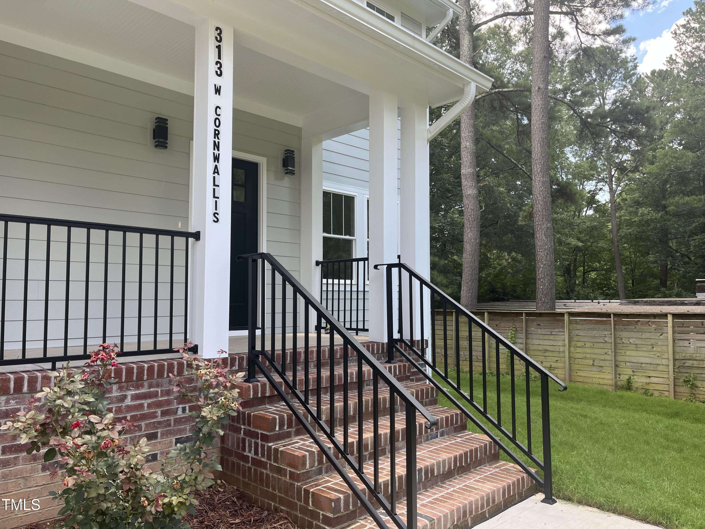 313 W Cornwallis Road