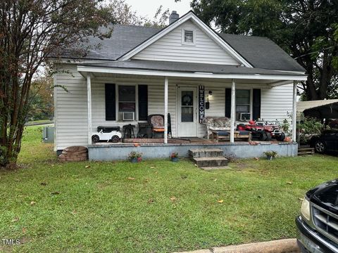 208 S Ethel Street Selma NC 27576