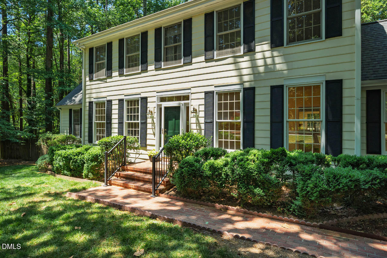 2 Foxridge Road