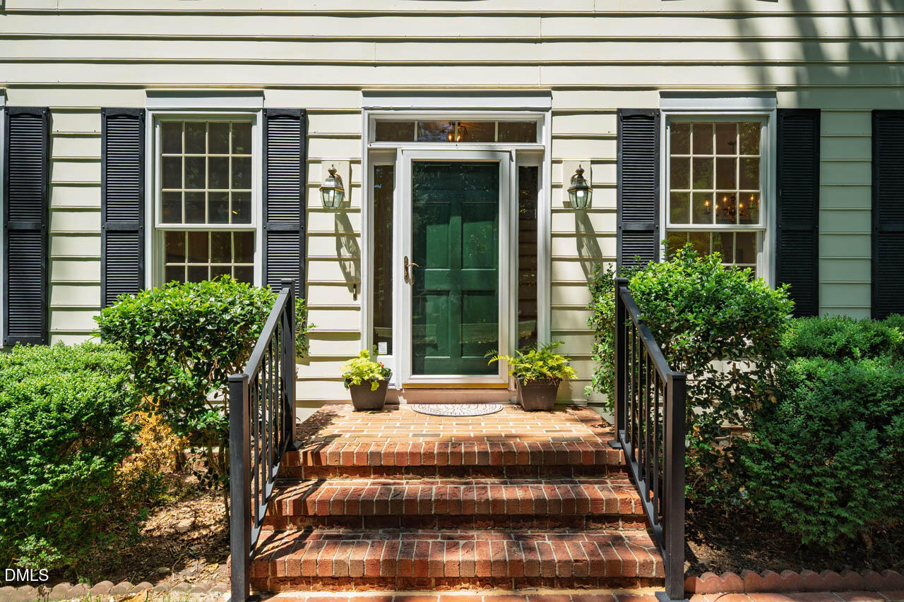 2 Foxridge Road