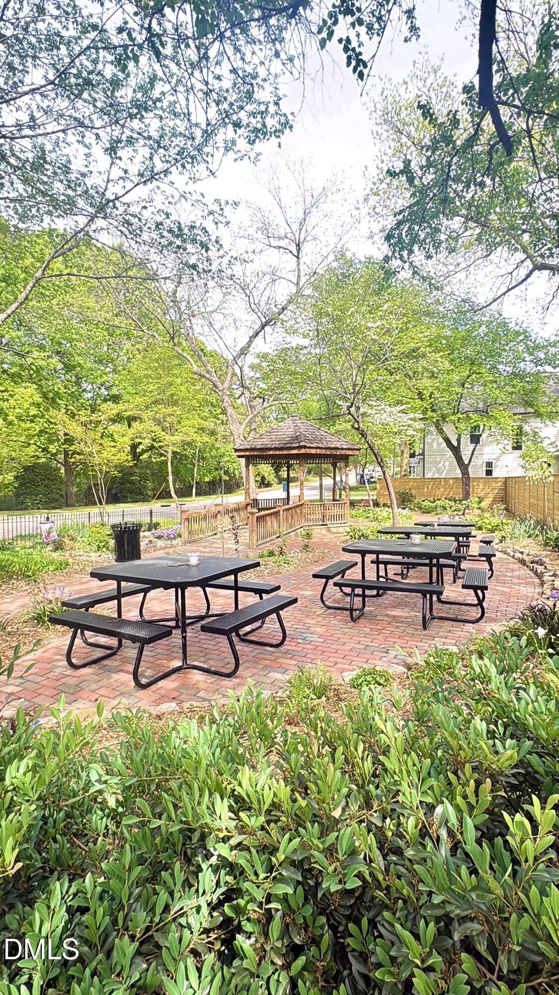 816 N Bloodworth Street