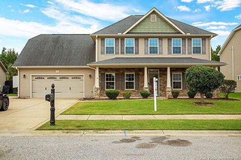 A home in Raeford